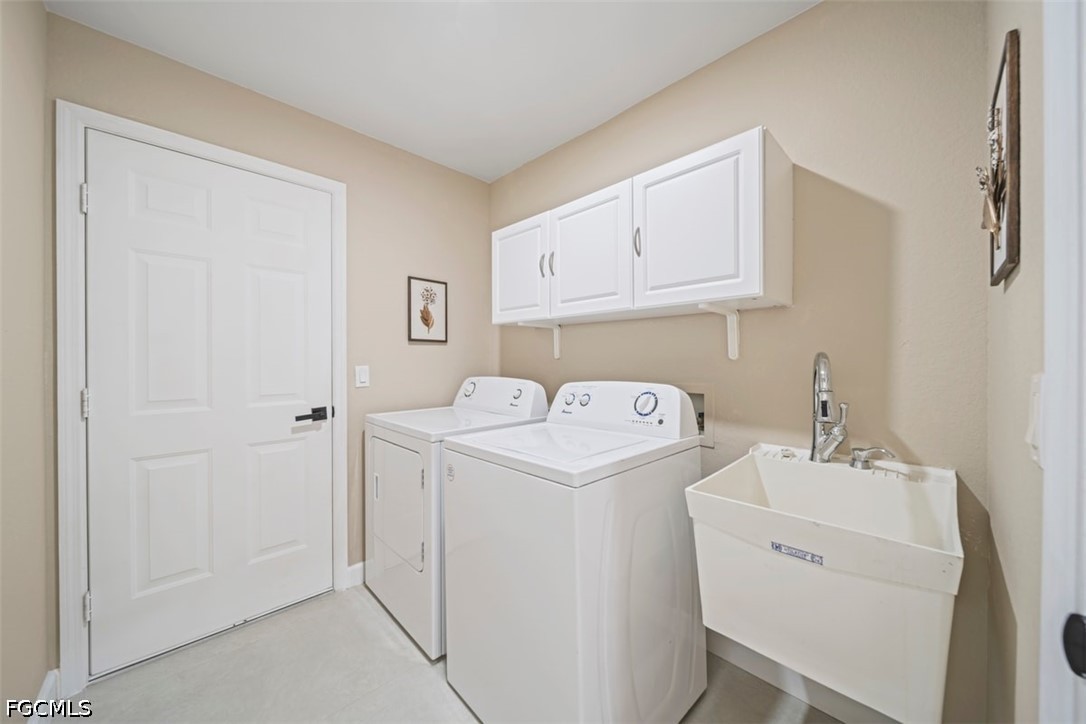2725 SW 46th TER