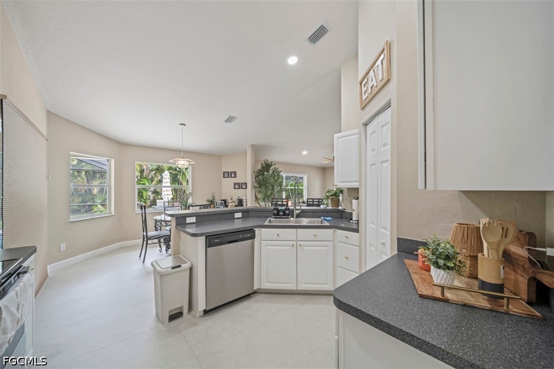 2725 SW 46th TER