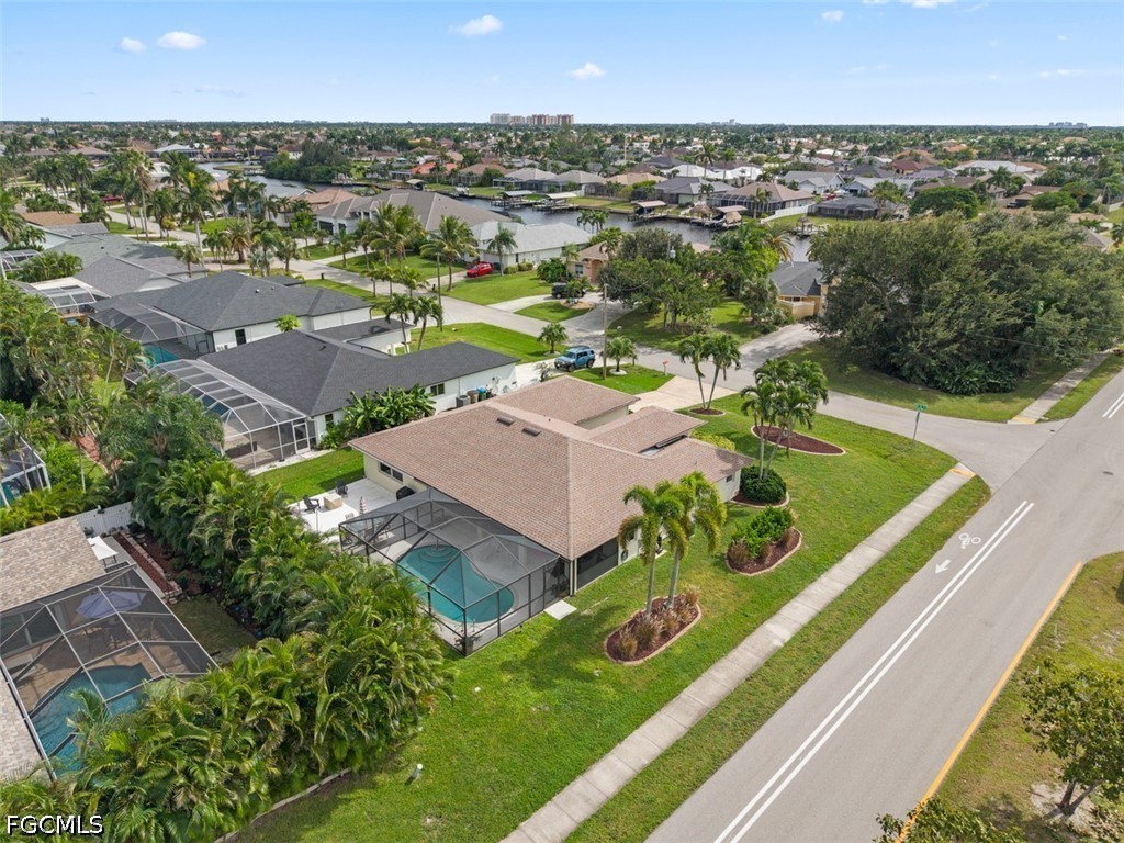 2725 SW 46th TER