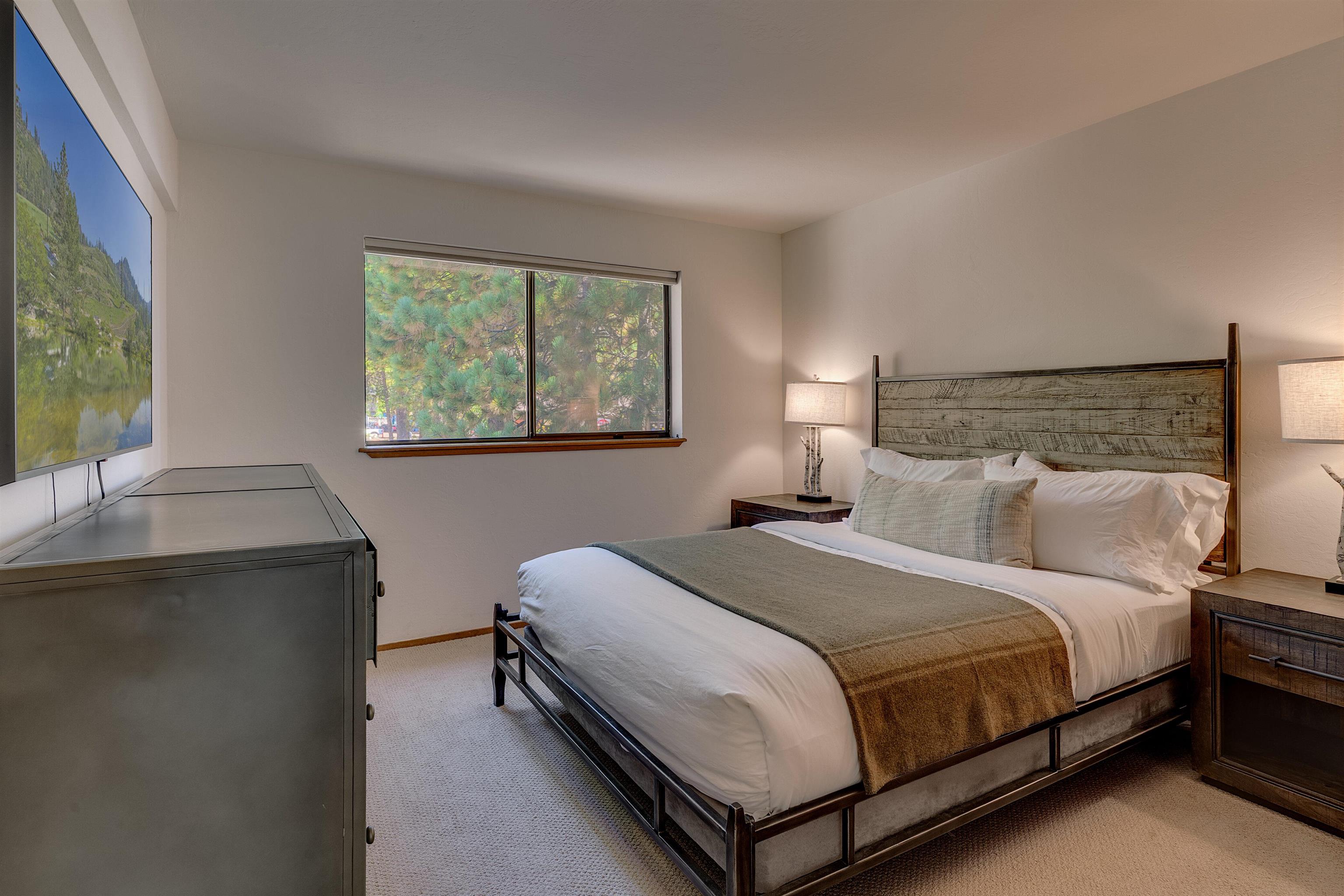 7708 North Lake Boulevard