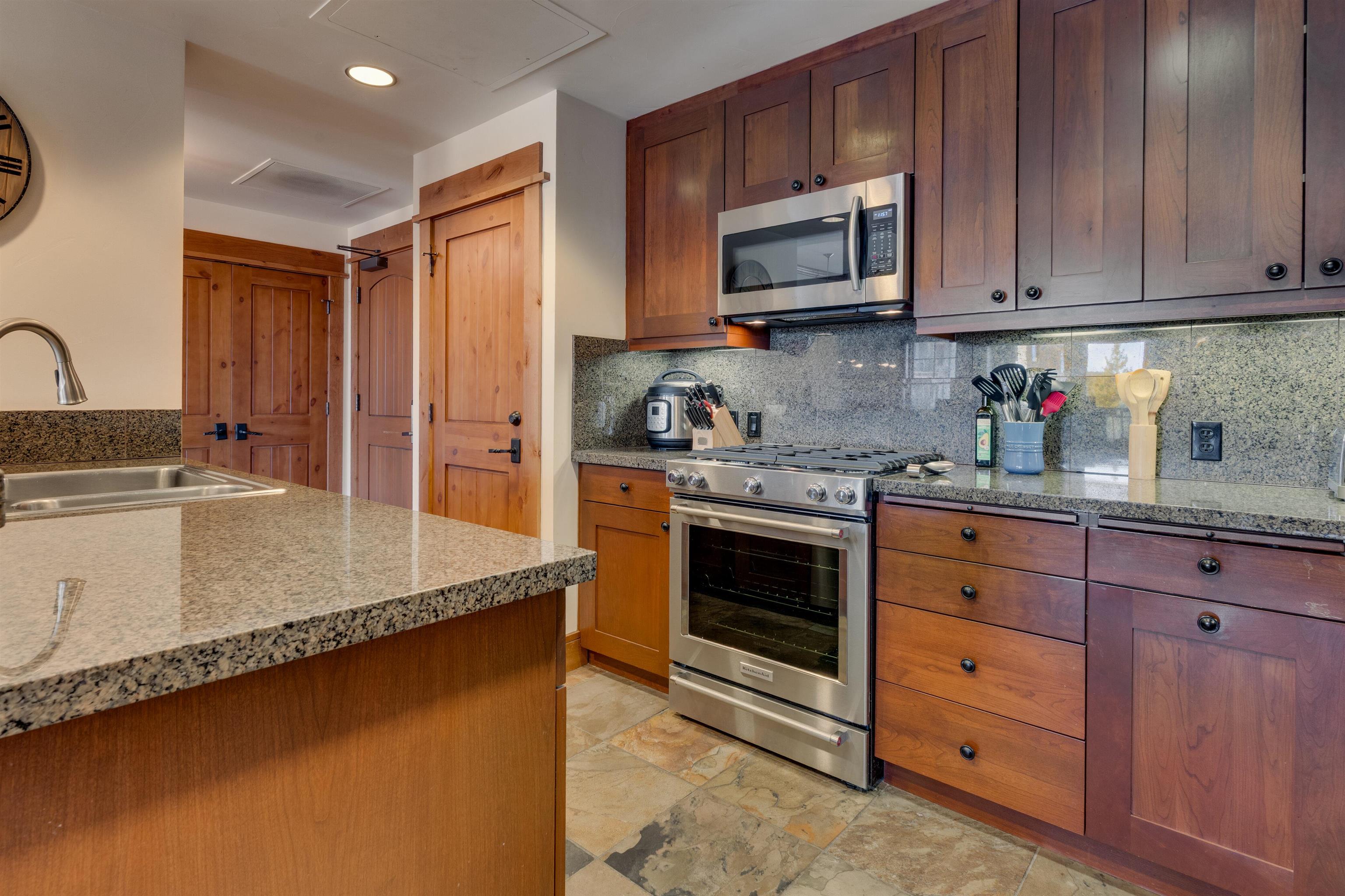 7001 Northstar Drive # 411 Unit: #411