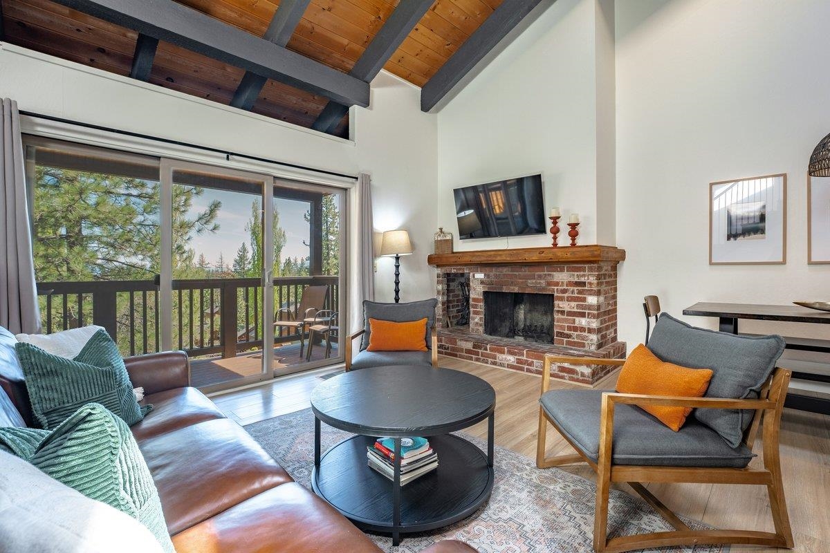 2755 North Lake Boulevard # 95 Unit: #95