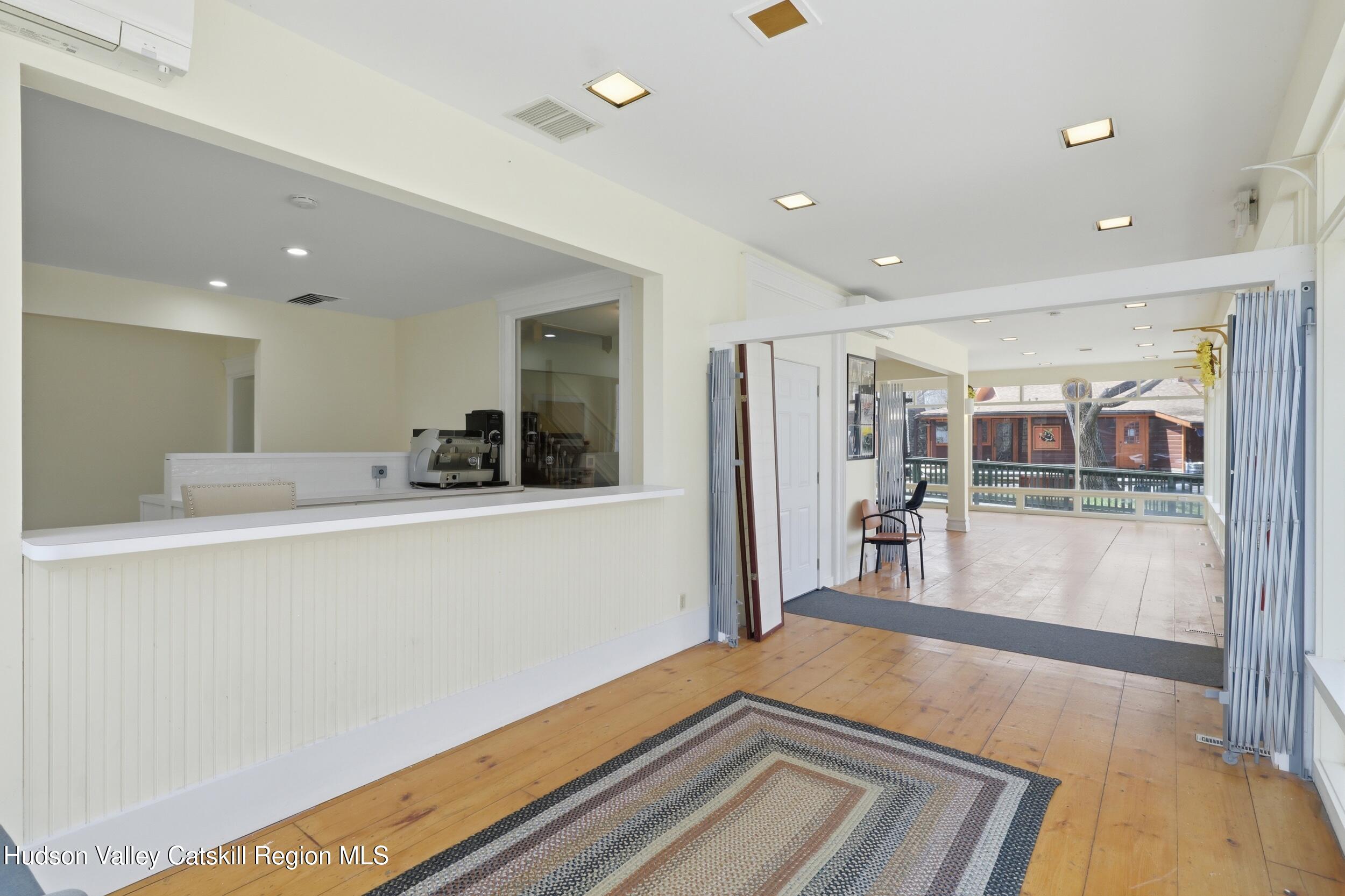 297 Tinker Street Sr