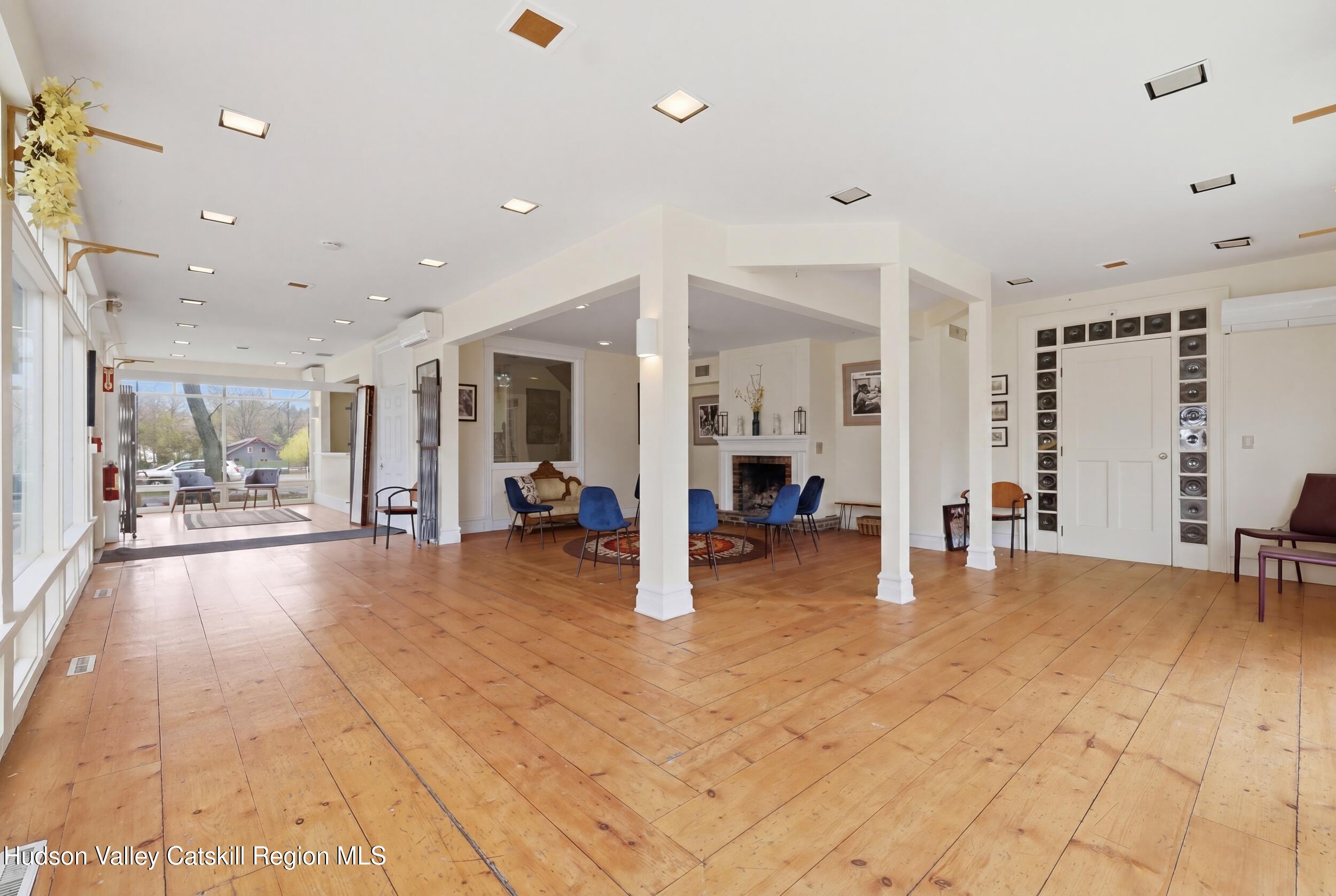 297 Tinker Street Sr