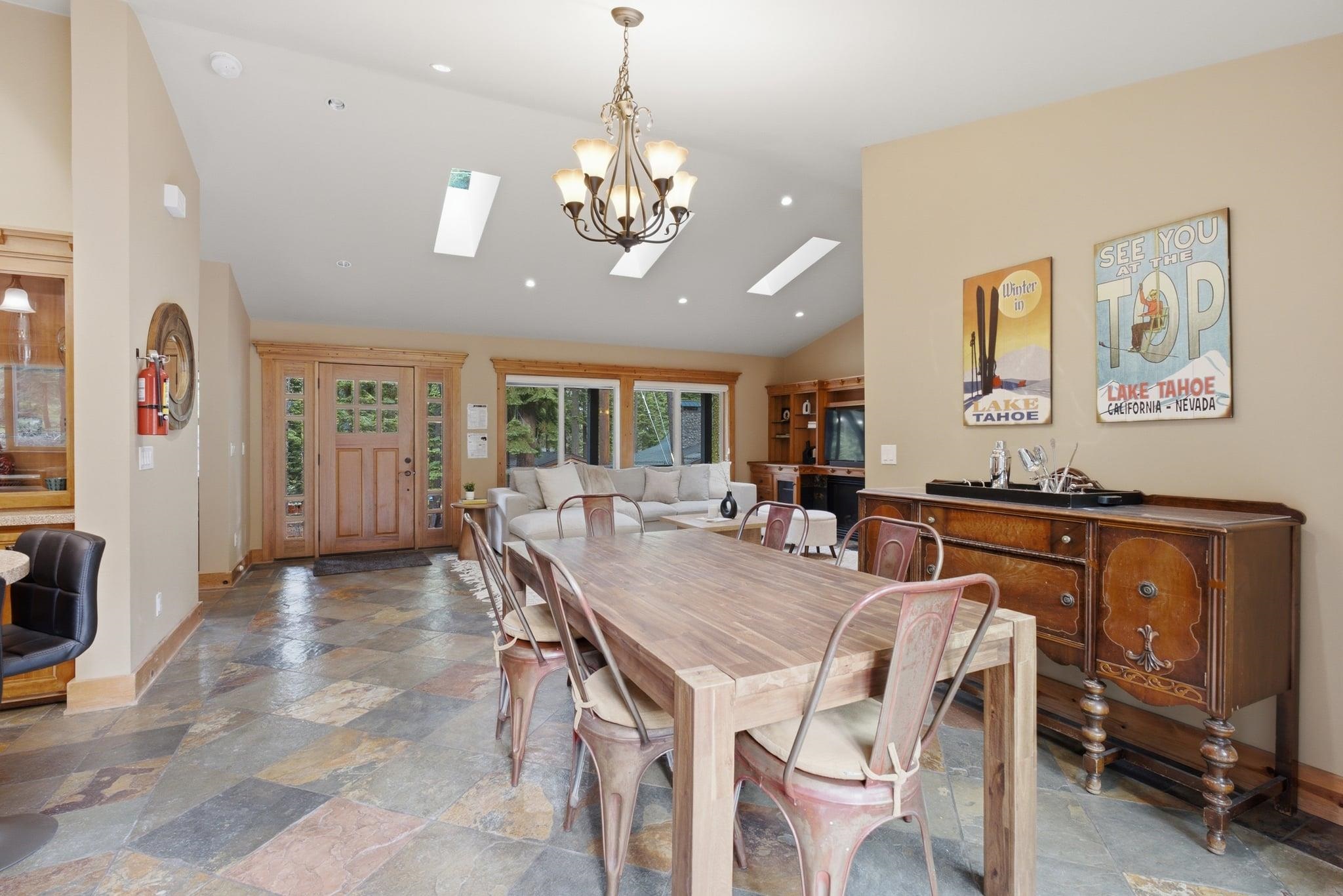 836 Holly Road