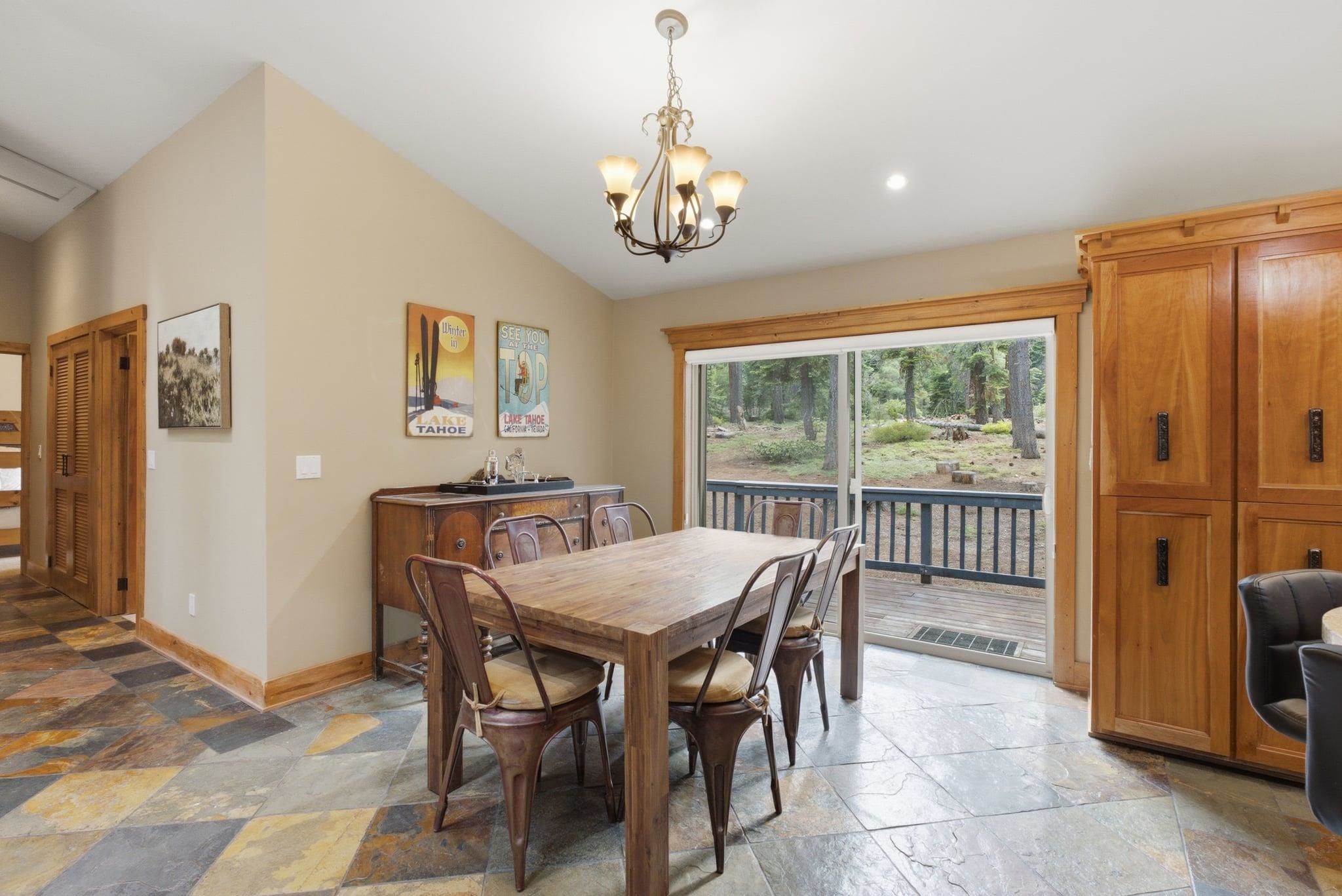 836 Holly Road