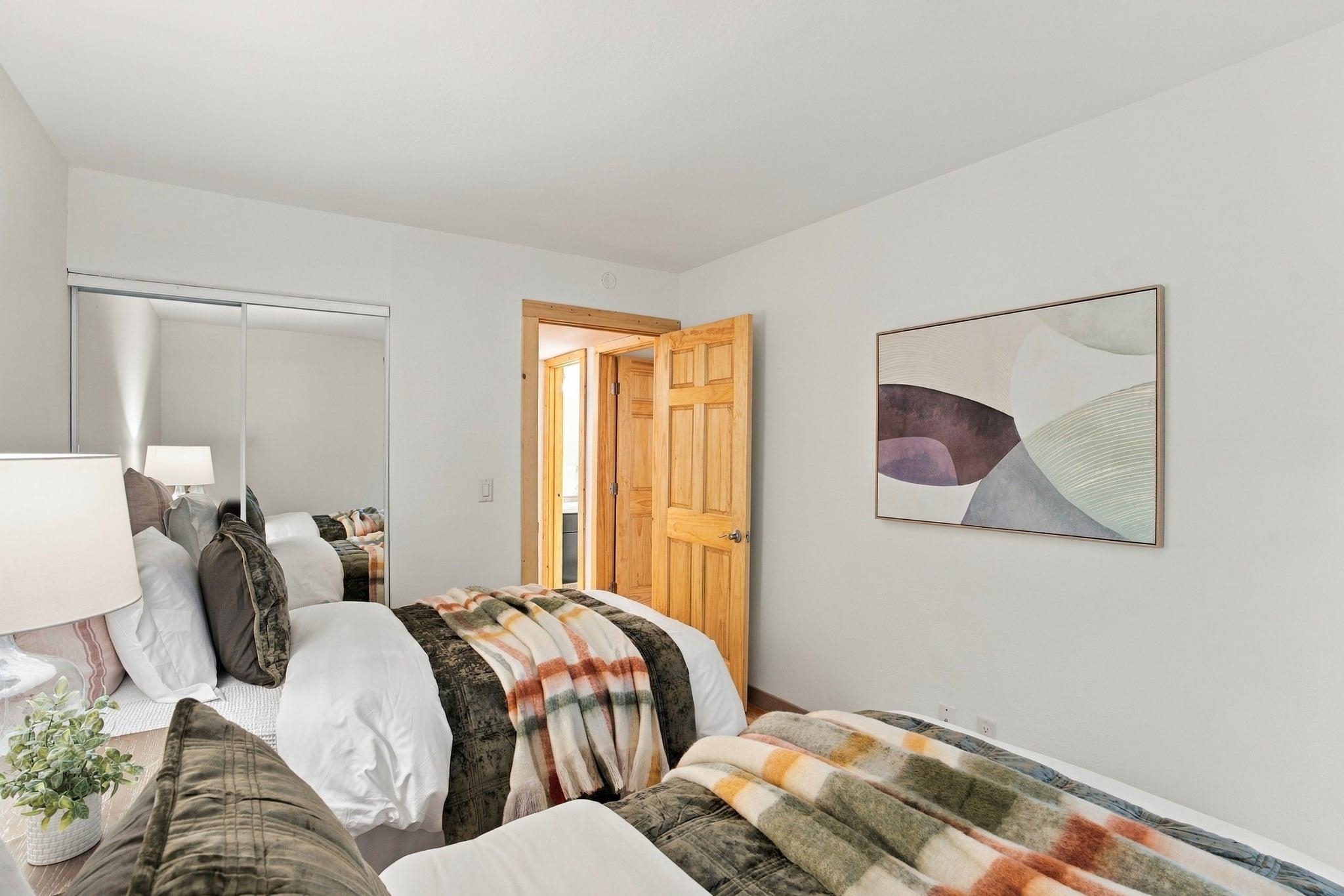 2755 North Lake Boulevard # 67 Unit: #67