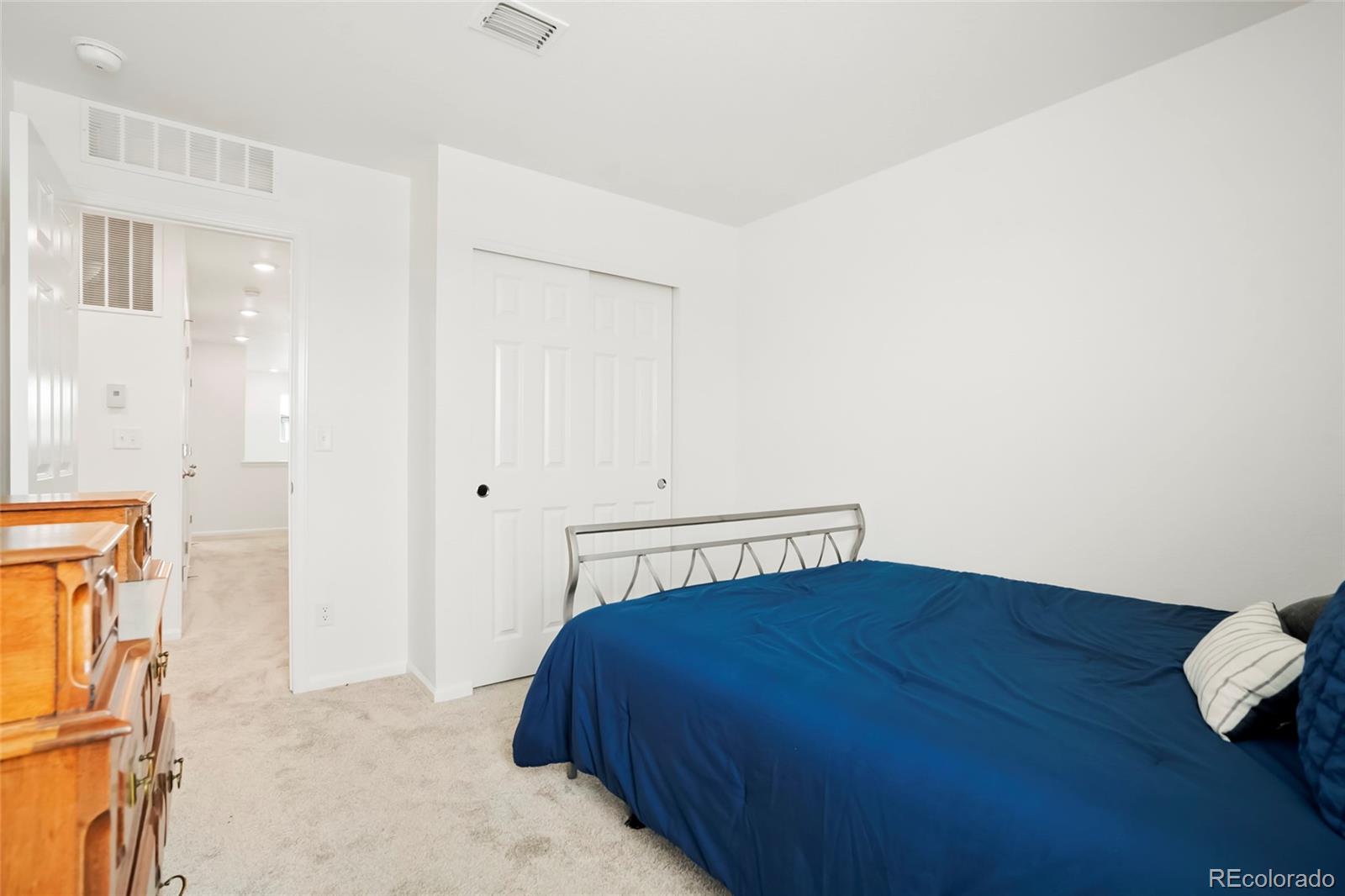 21528 E 59th Place