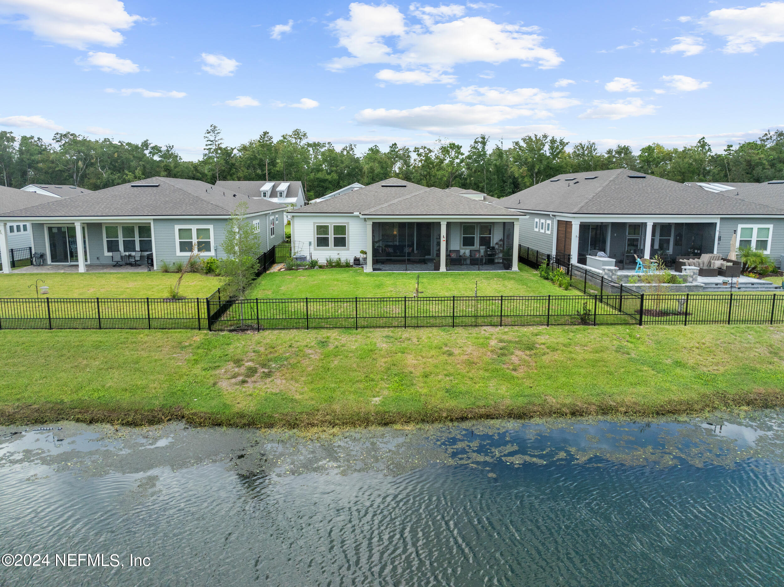 275 PINELLAS Way