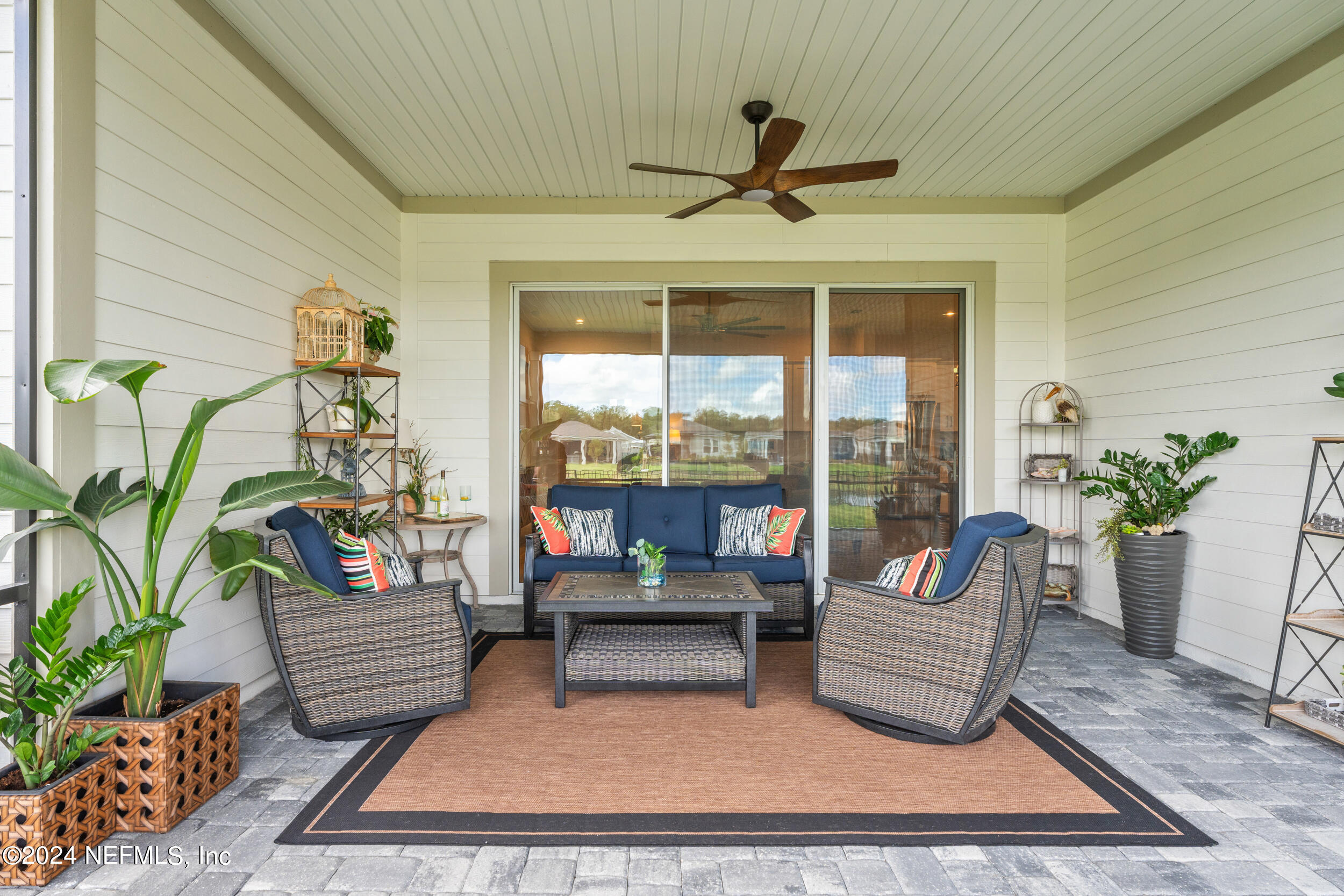 275 PINELLAS Way