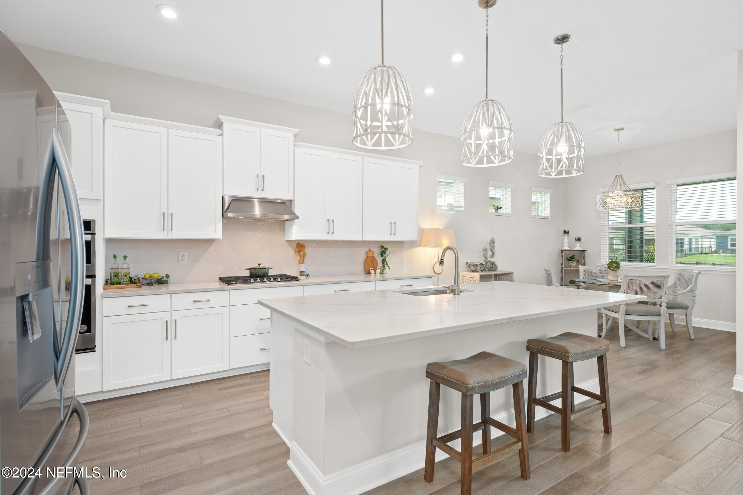 275 PINELLAS Way