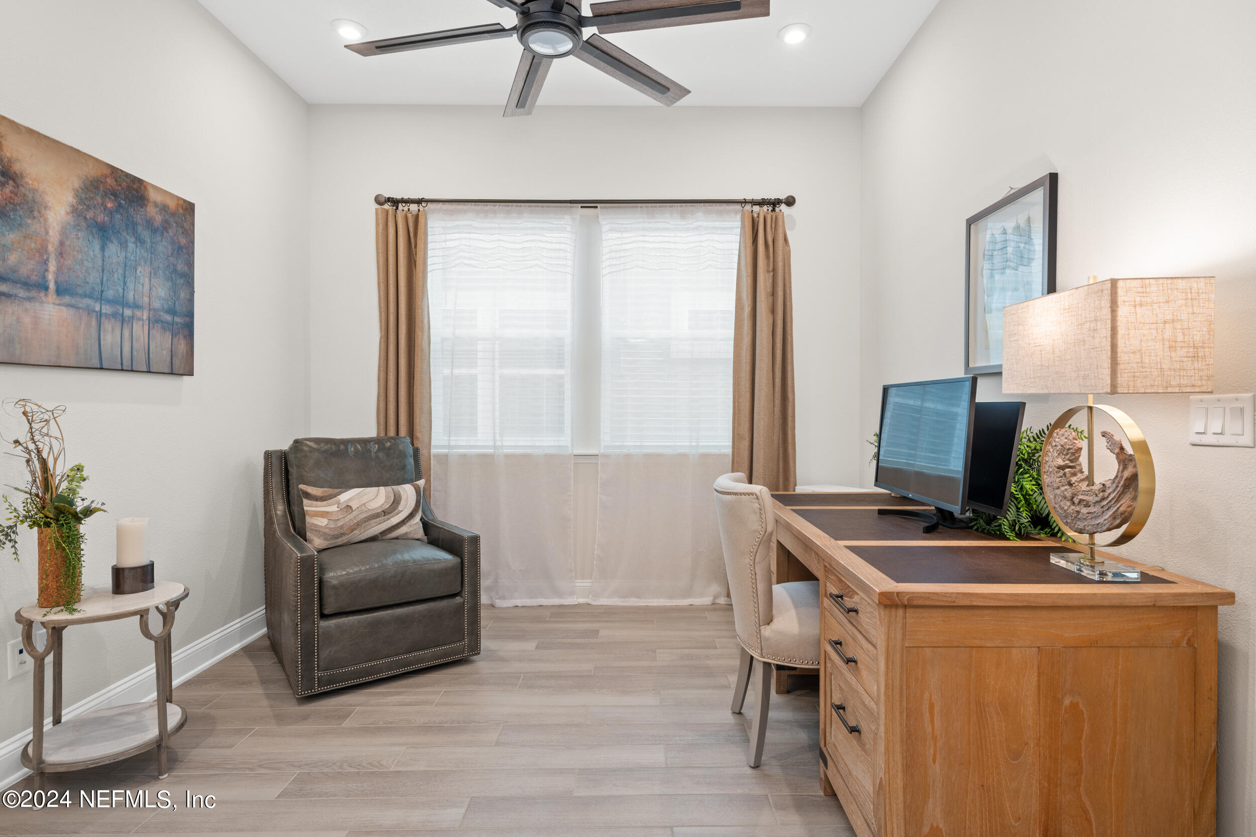 275 PINELLAS Way