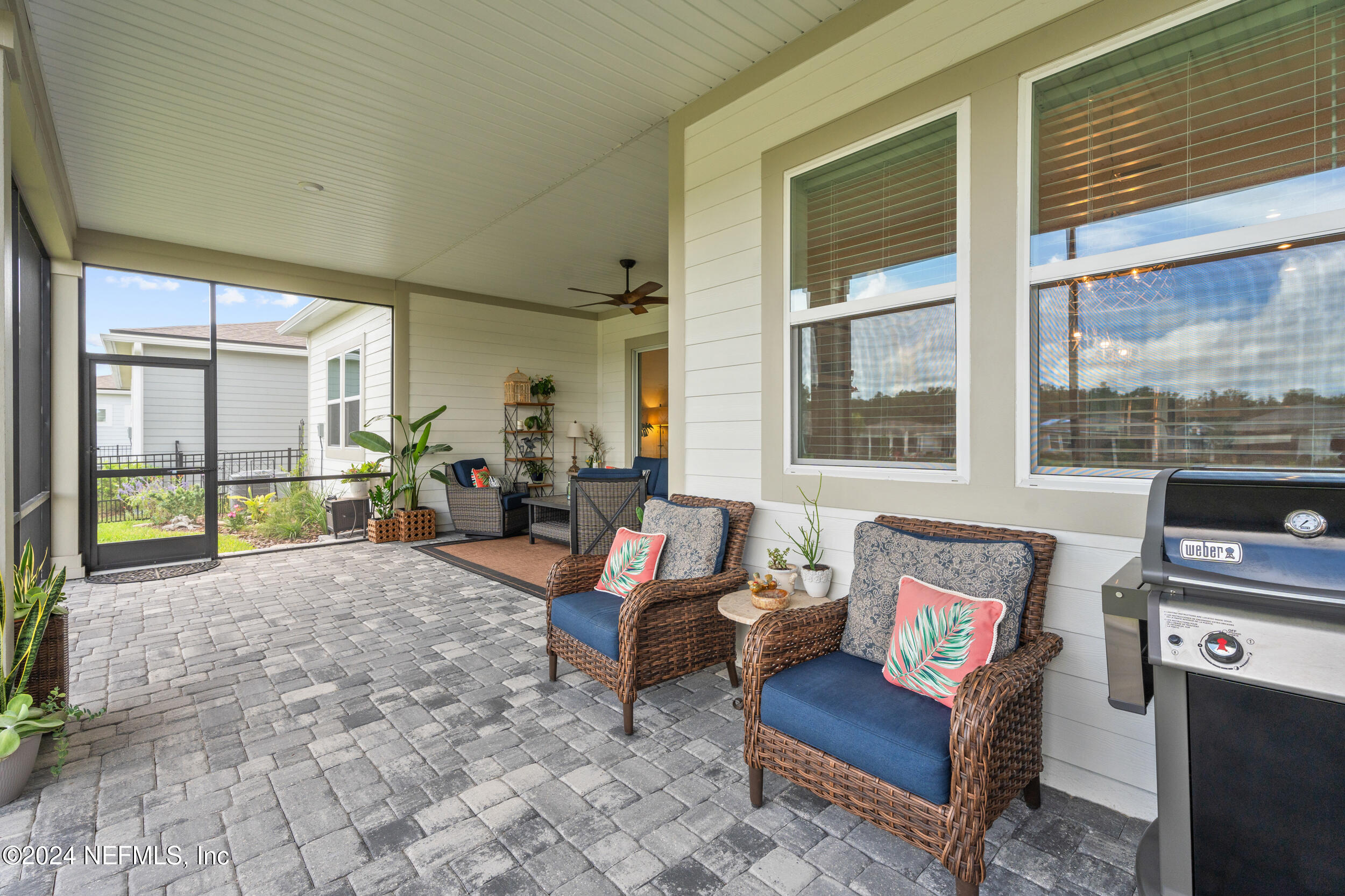 275 PINELLAS Way