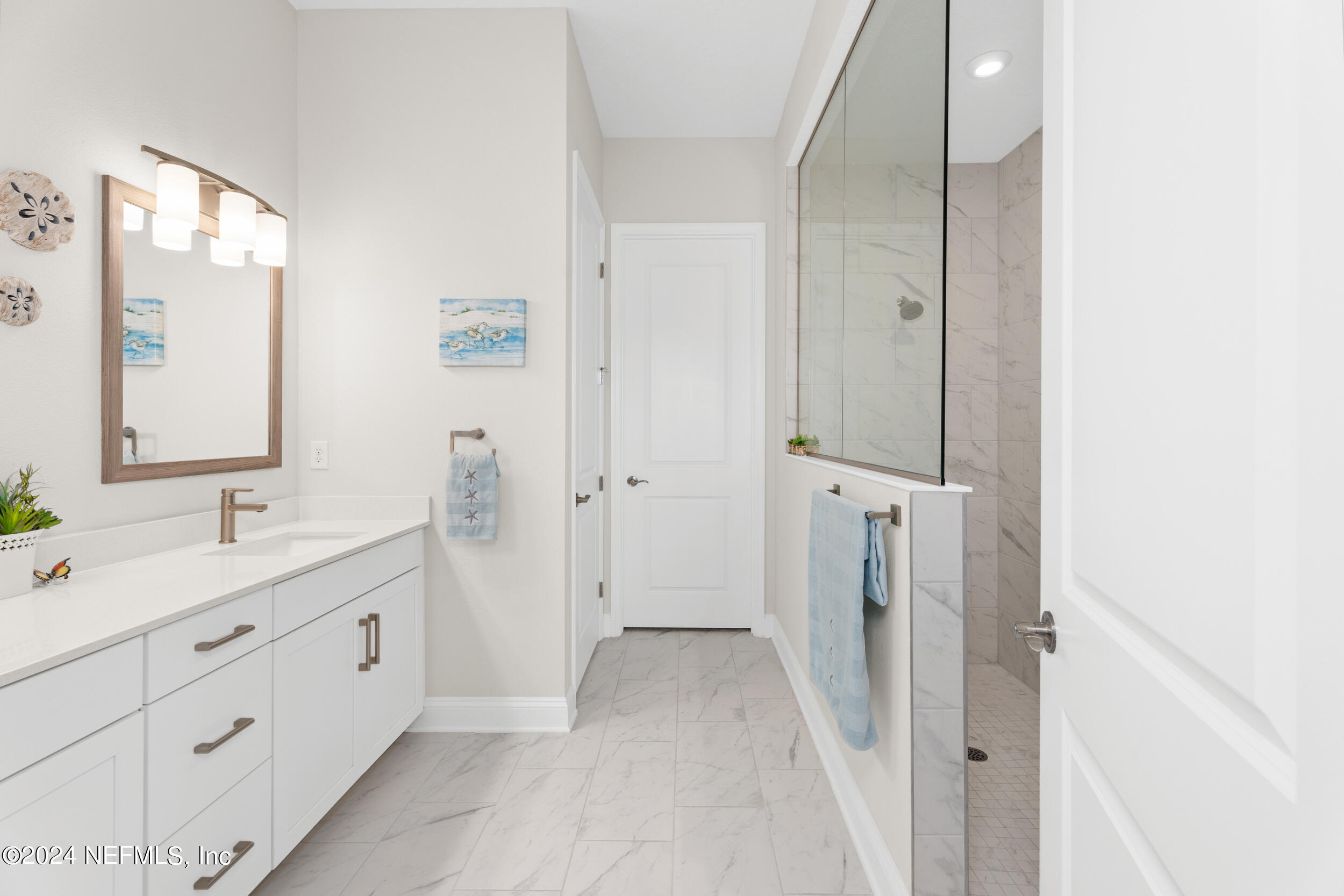 275 PINELLAS Way