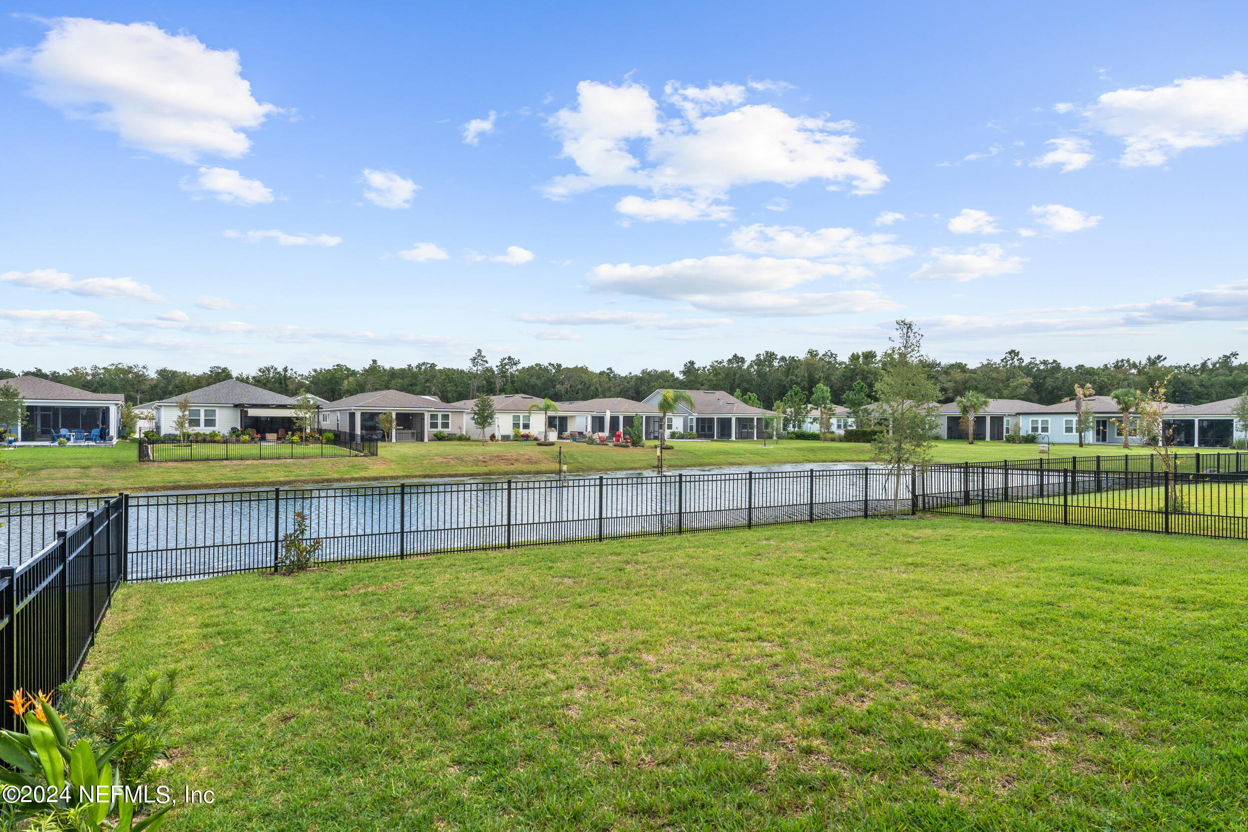 275 PINELLAS Way