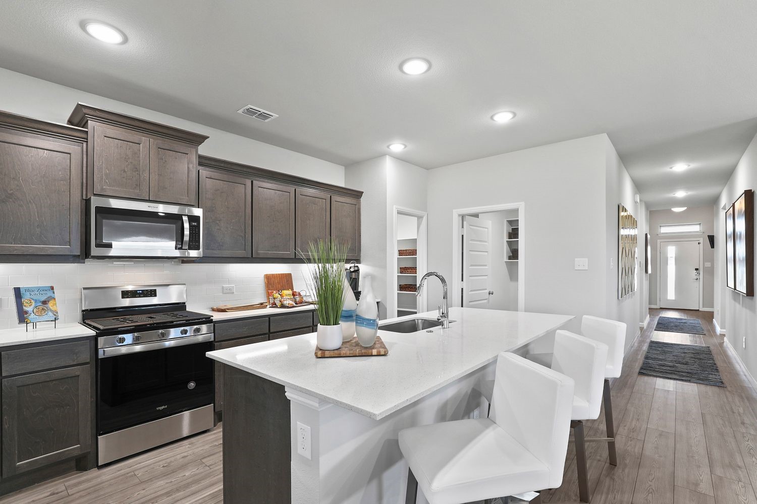 220 Drexel Court
