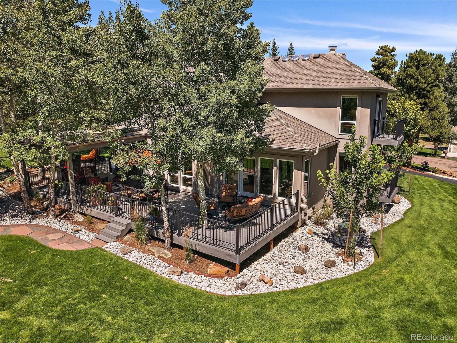 2100 Island Lane