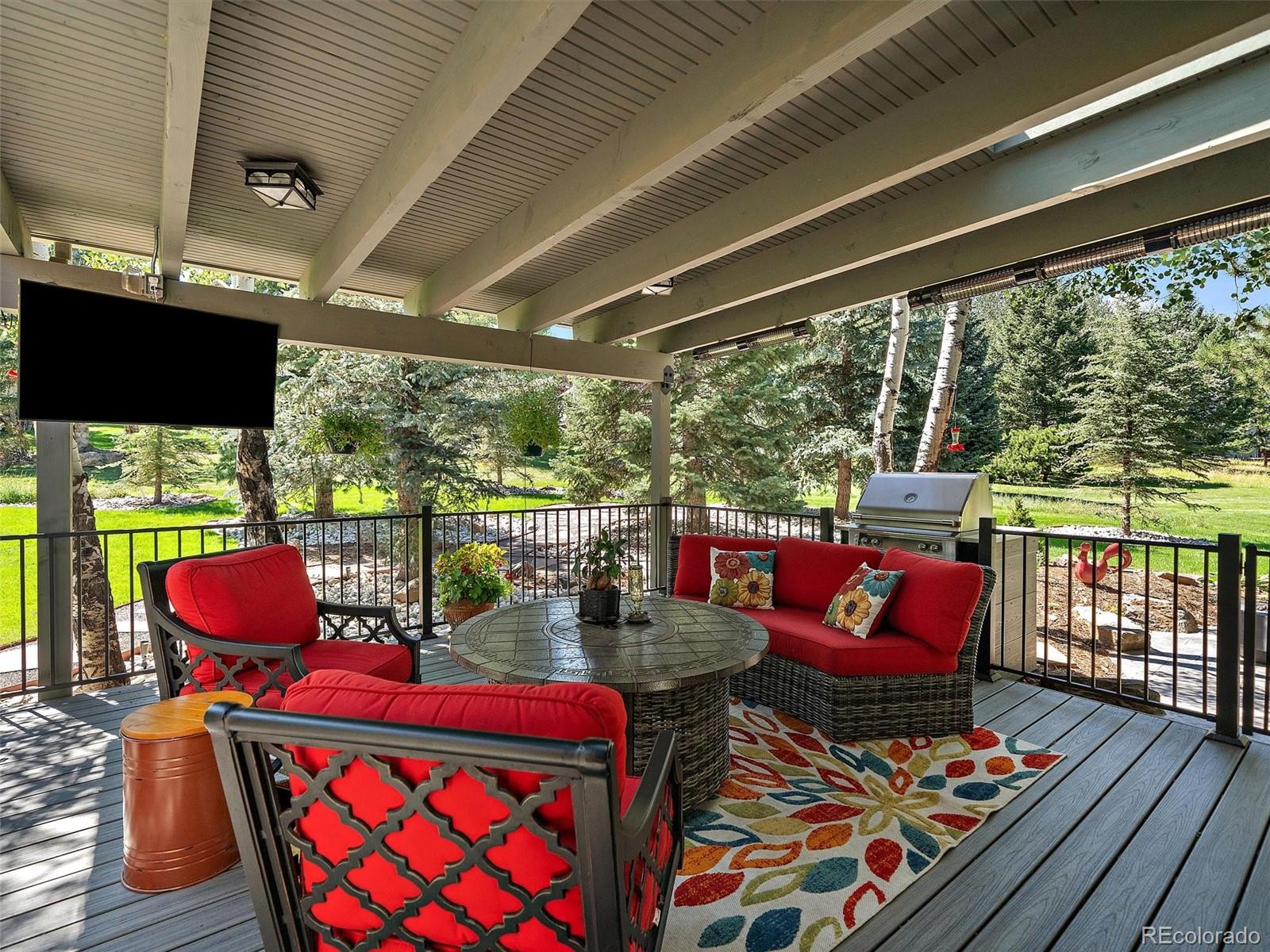 2100 Island Lane