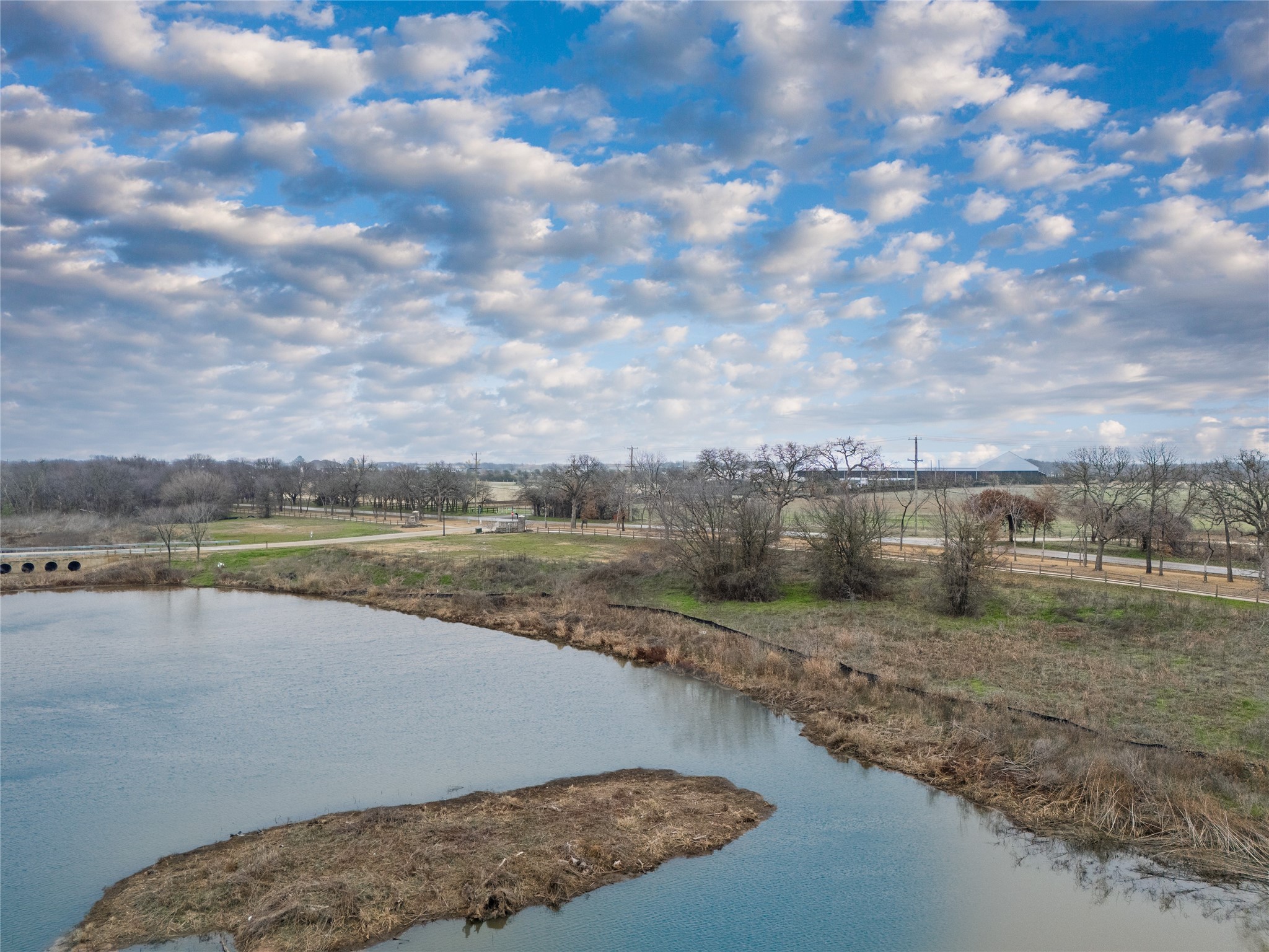1021 Willow Point