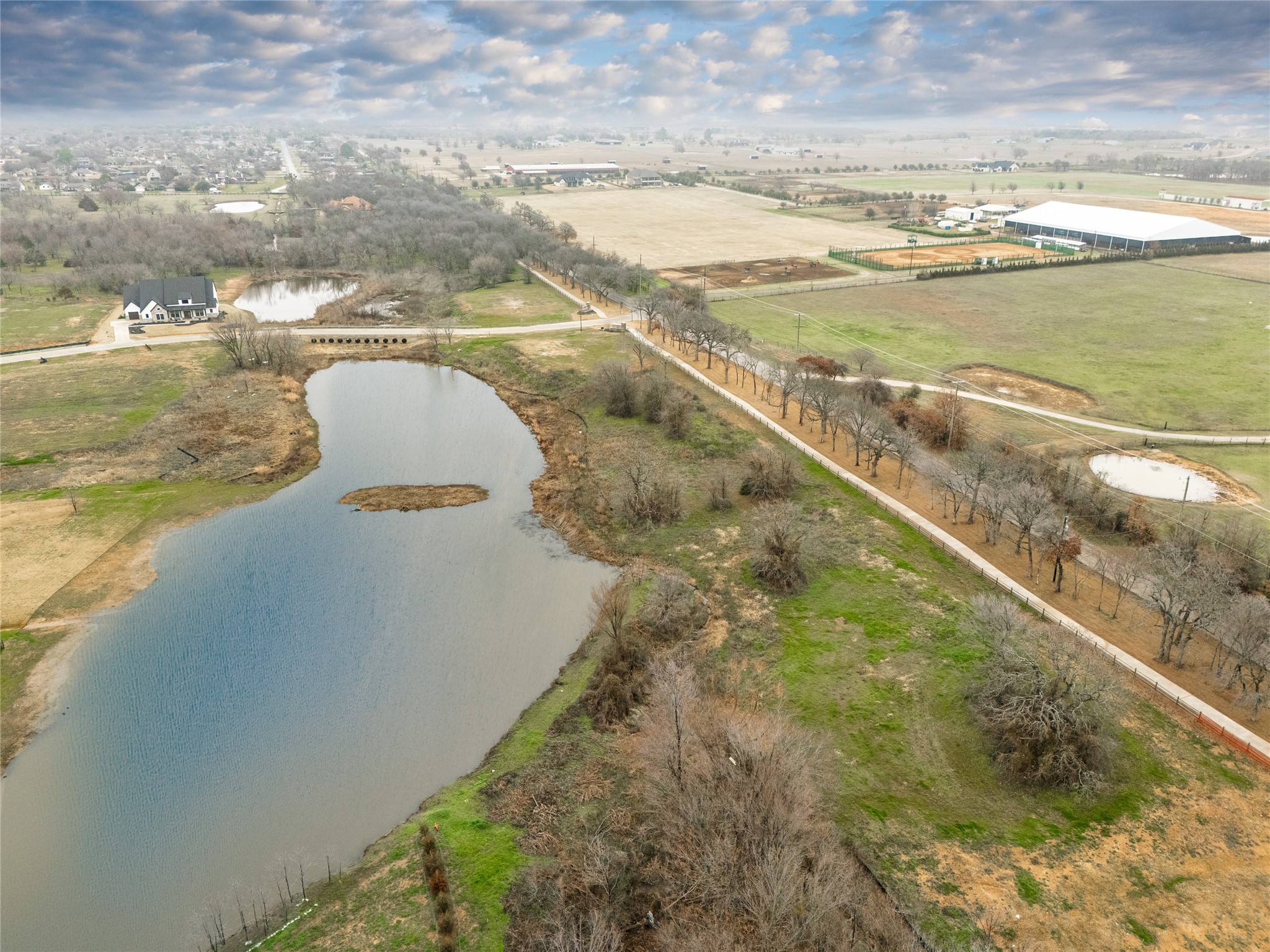 1021 Willow Point