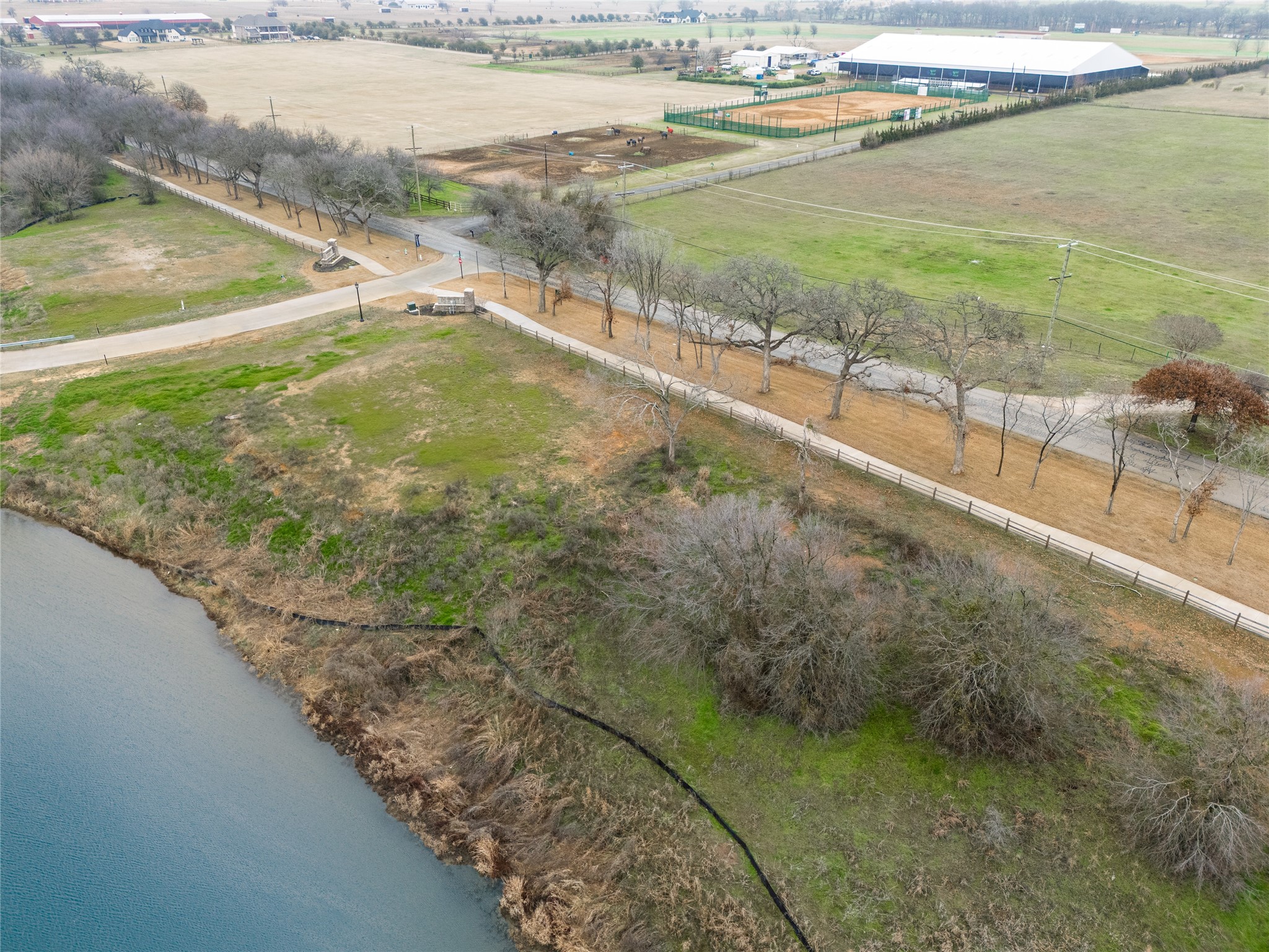 1021 Willow Point