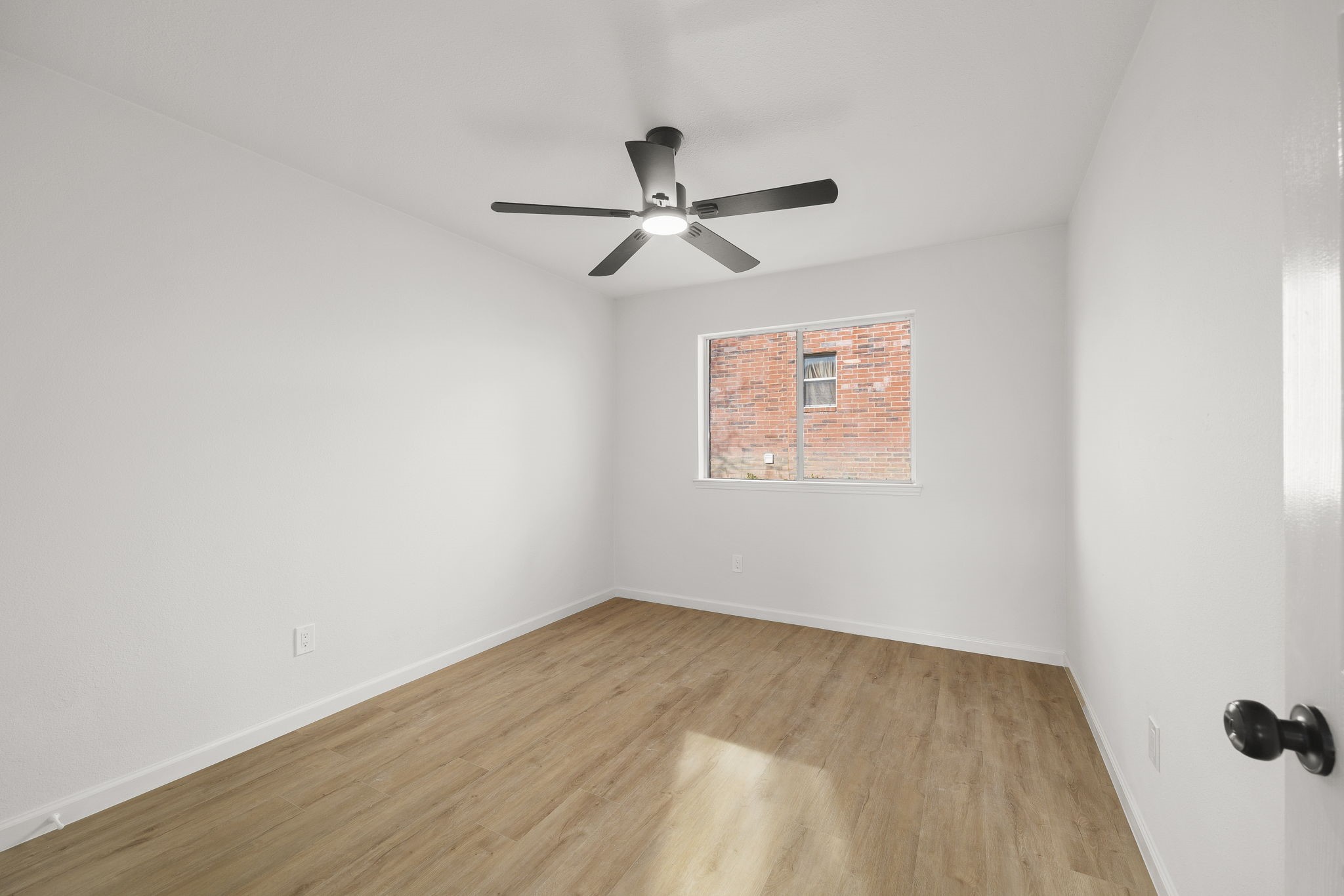 909 Doral Circle