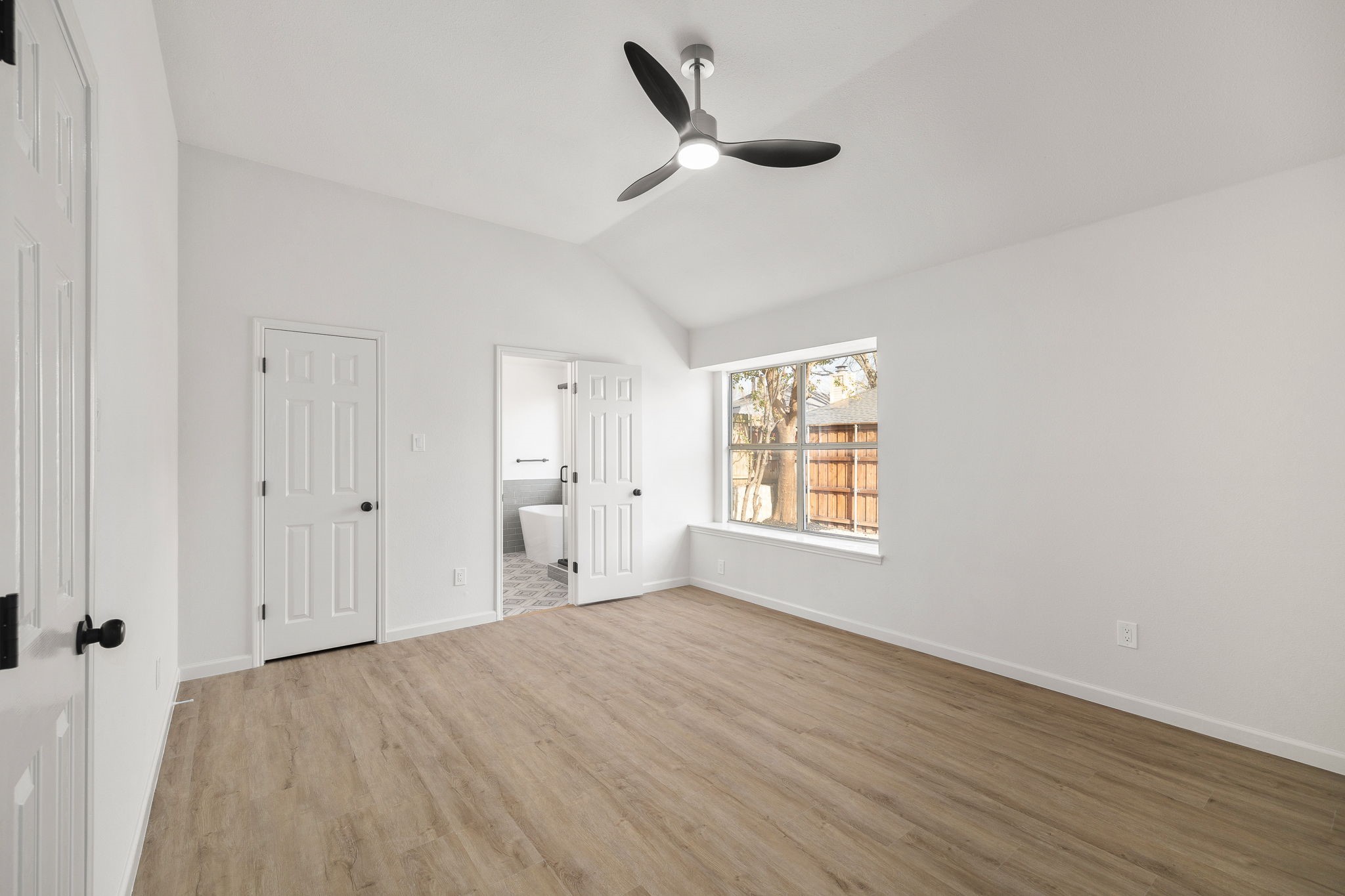 909 Doral Circle
