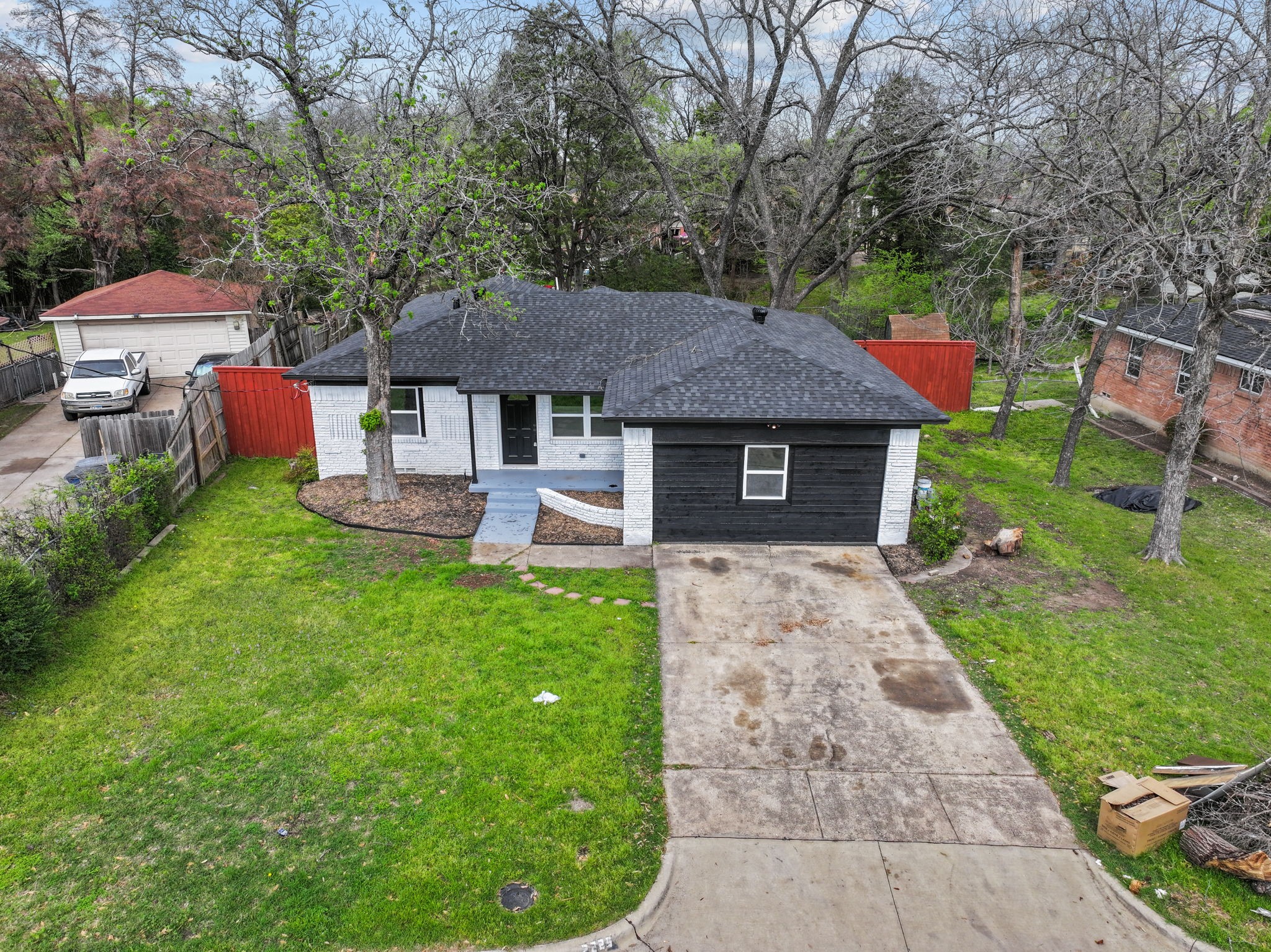 2225 Mack Lane