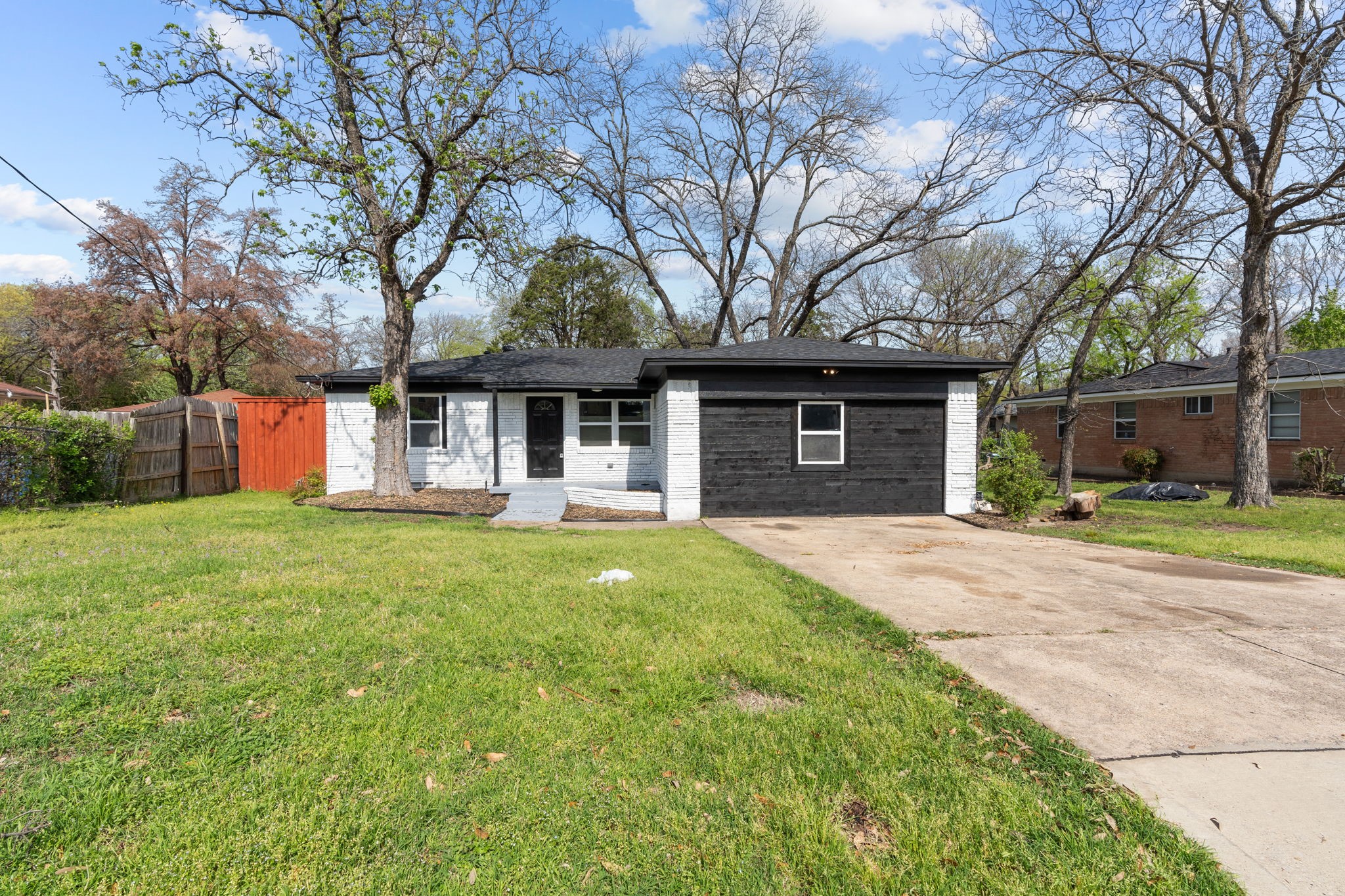 2225 Mack Lane
