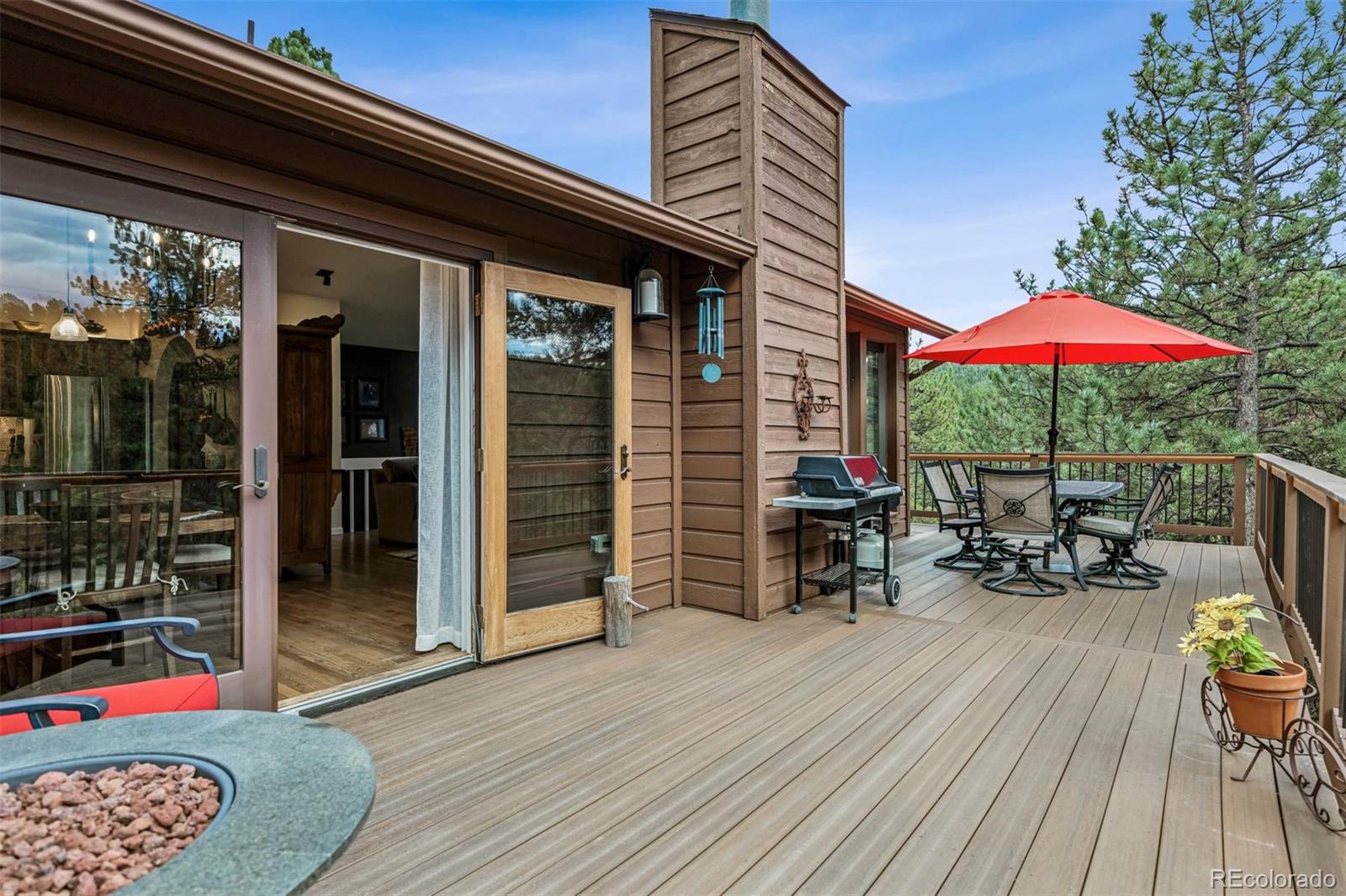 6461 Doris Lane
