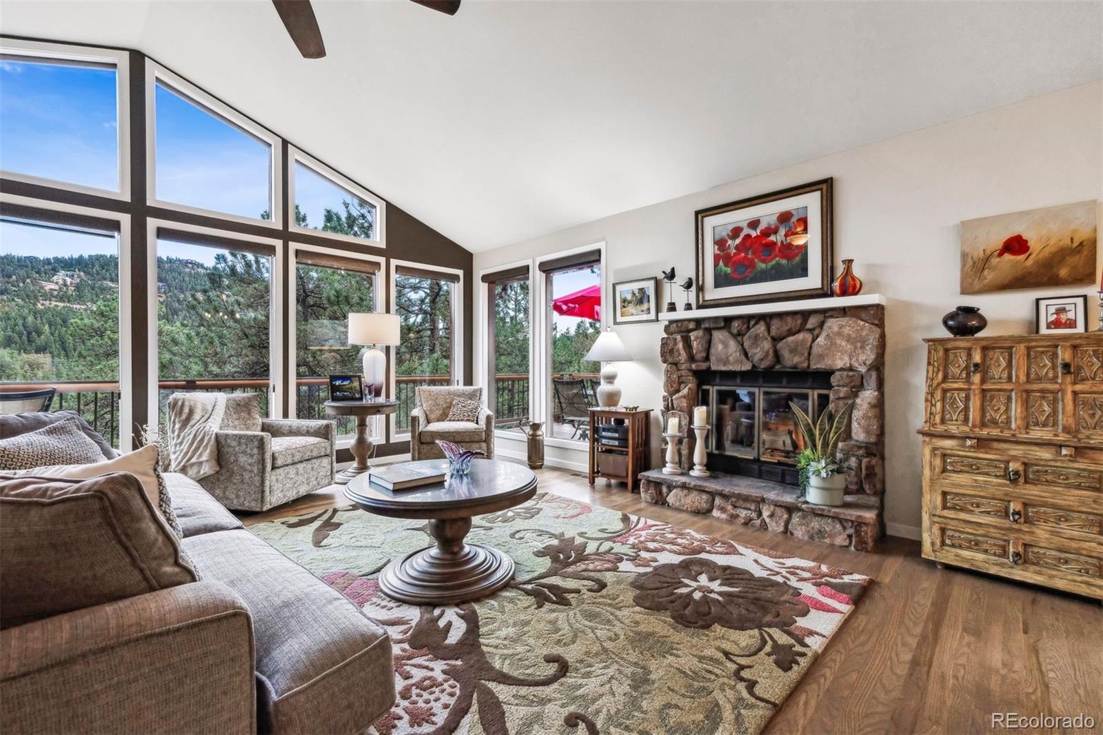 6461 Doris Lane