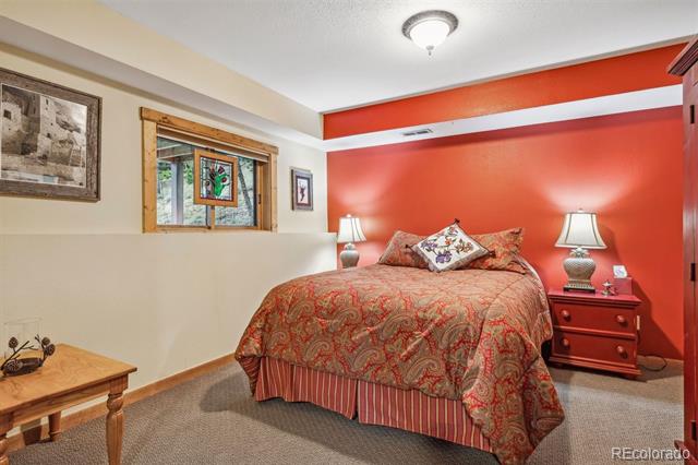 6461 Doris Lane