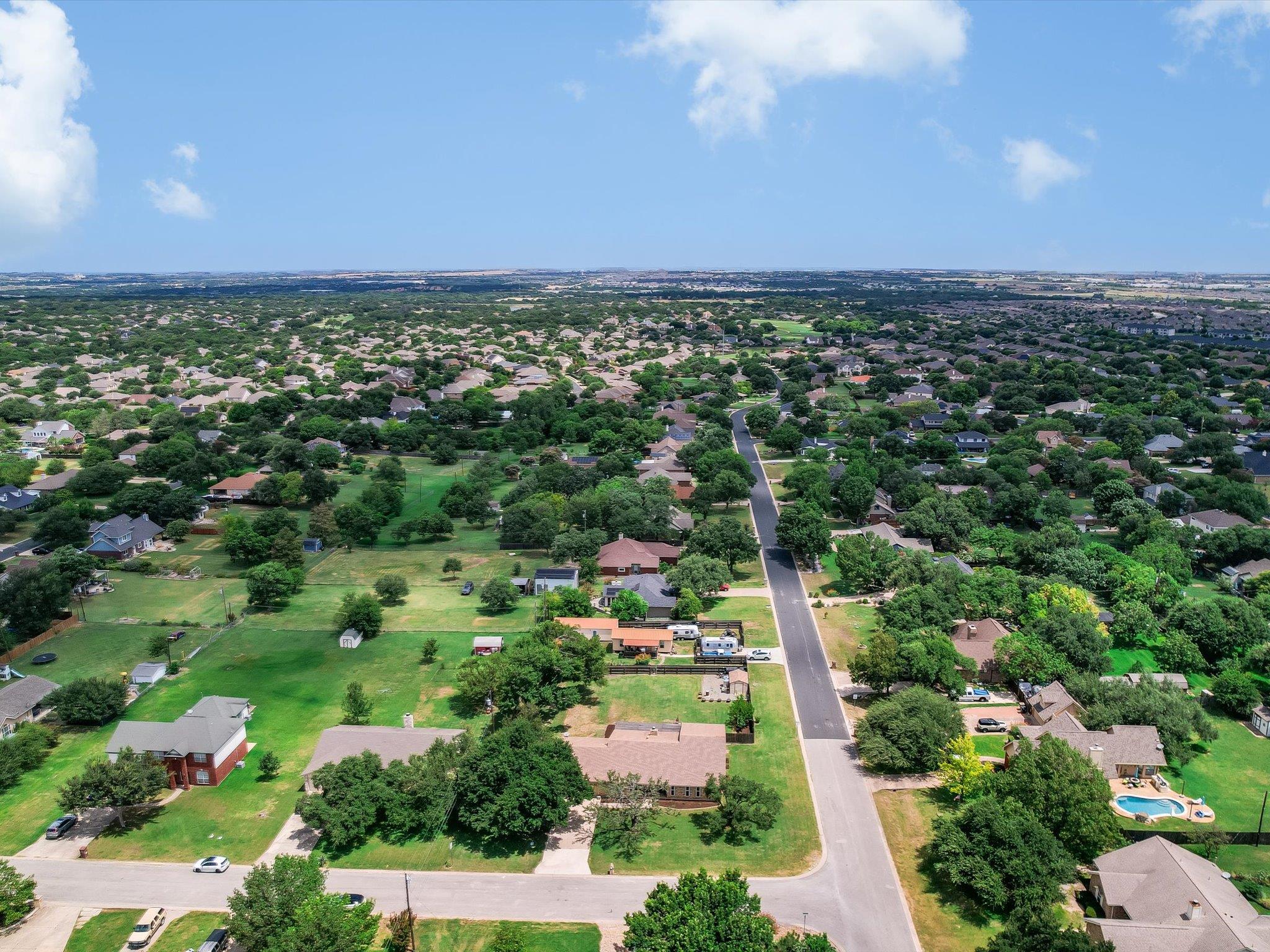 1433 Windcrest DR