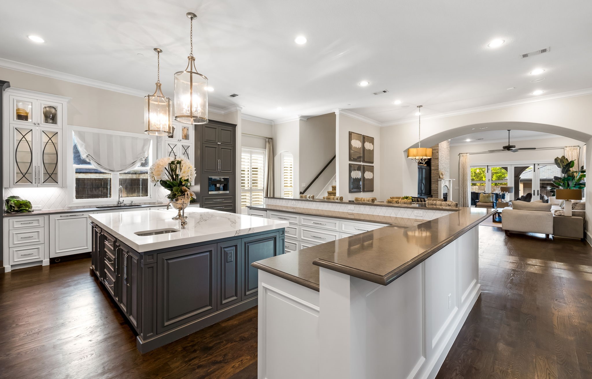 1721 Bur Oak Drive