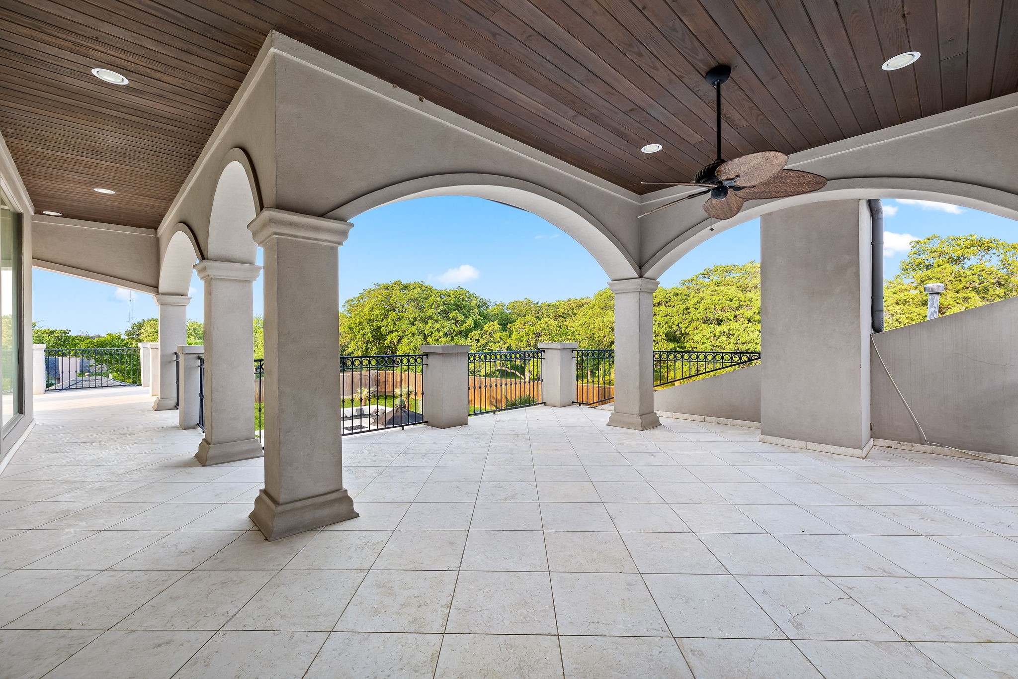 1721 Bur Oak Drive