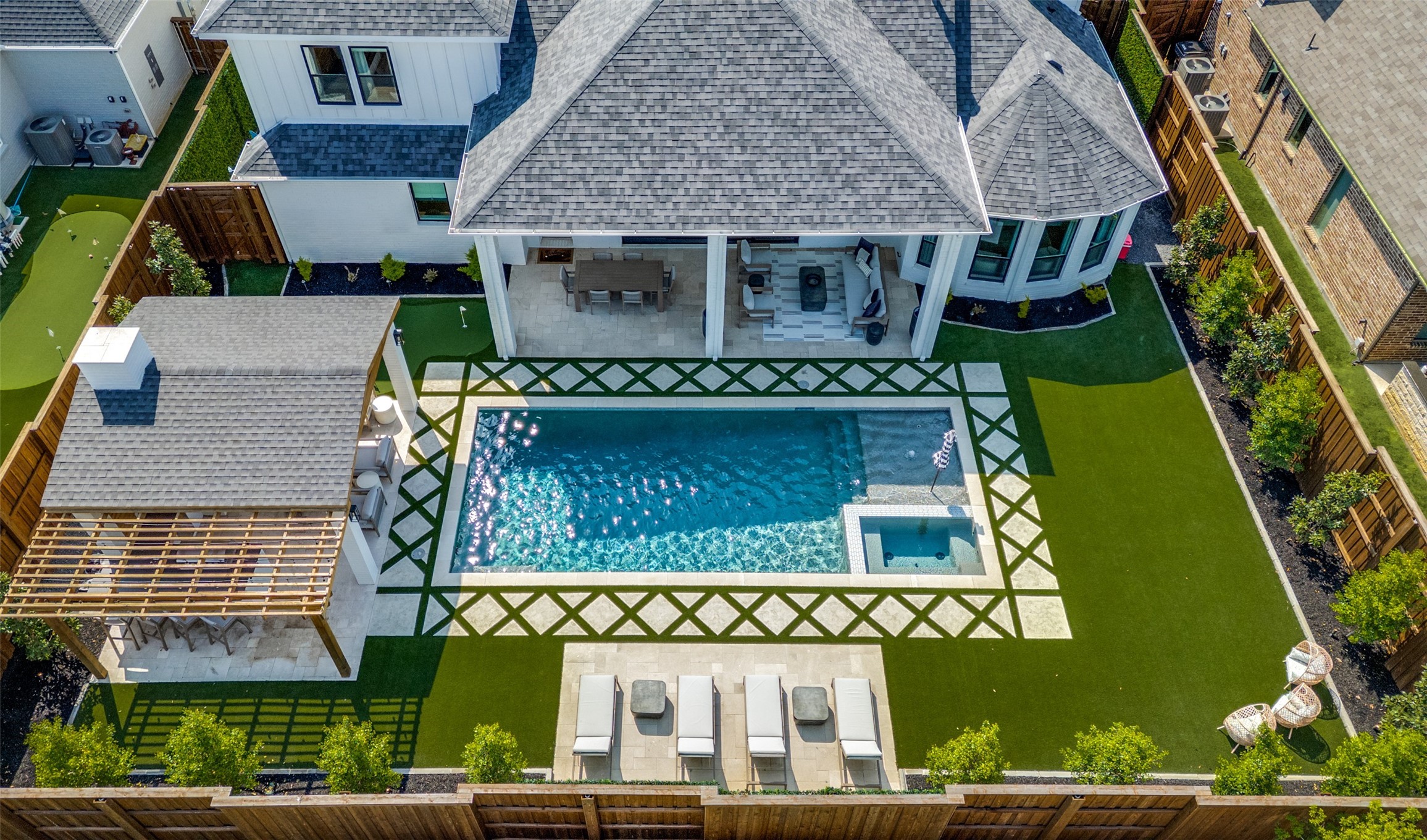 4700 Silver Cliff Drive