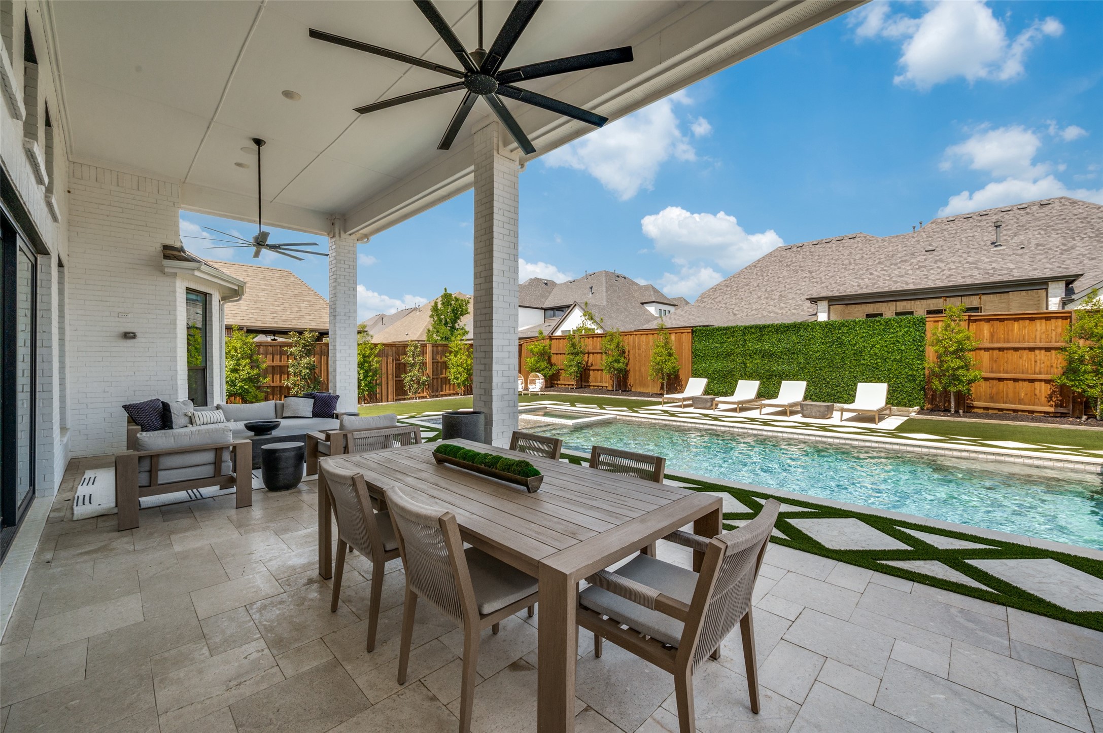 4700 Silver Cliff Drive