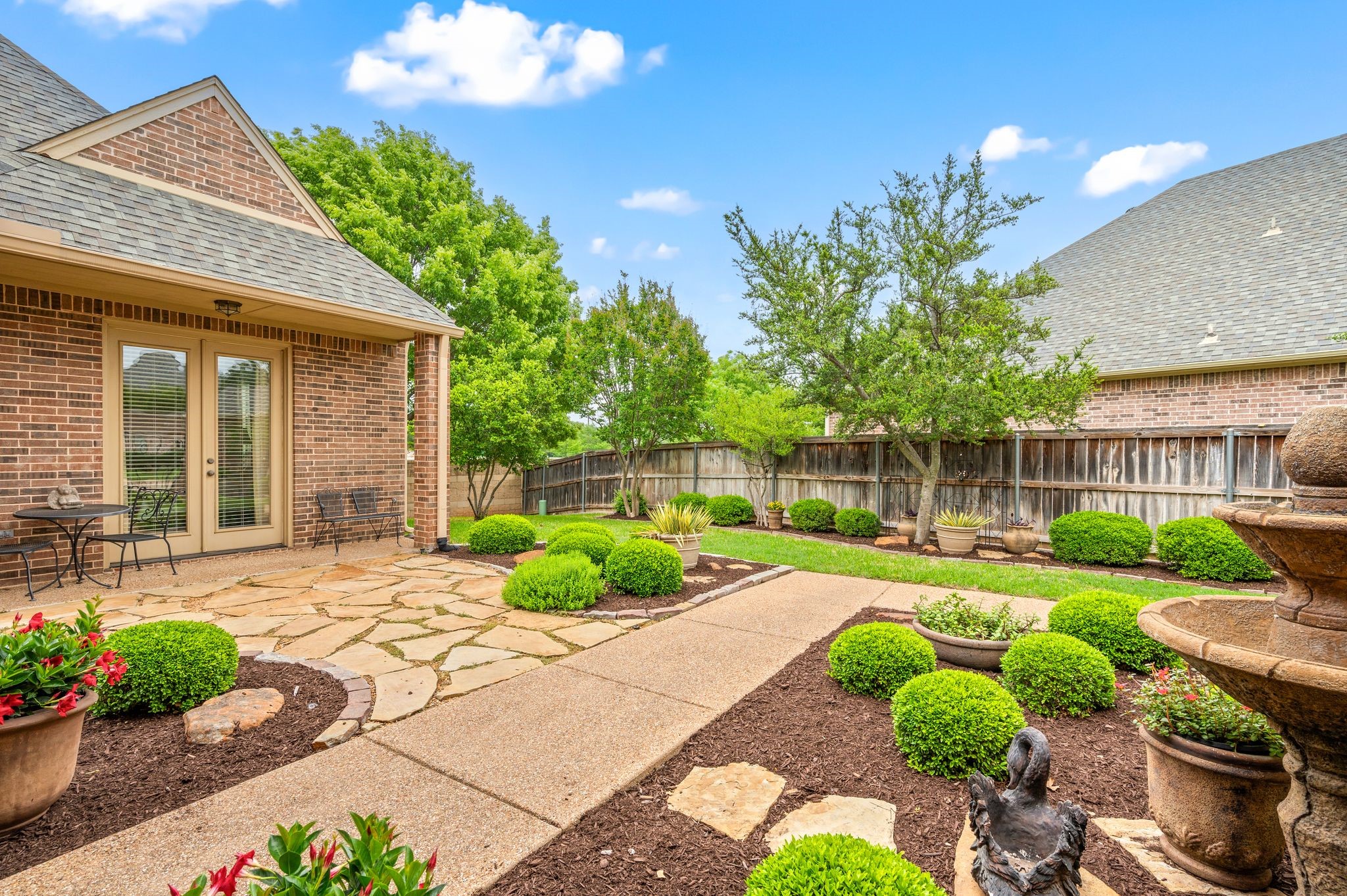 1028 Gabriel Lane
