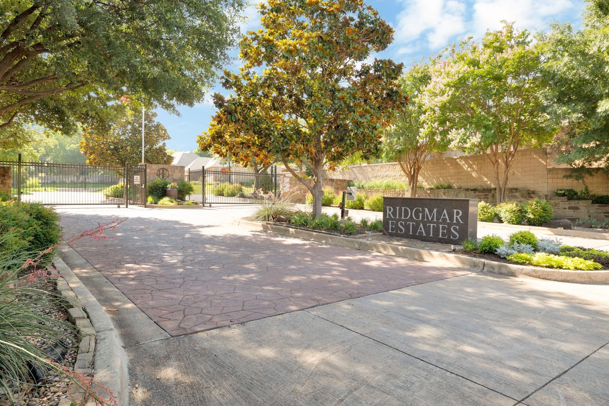 1028 Gabriel Lane