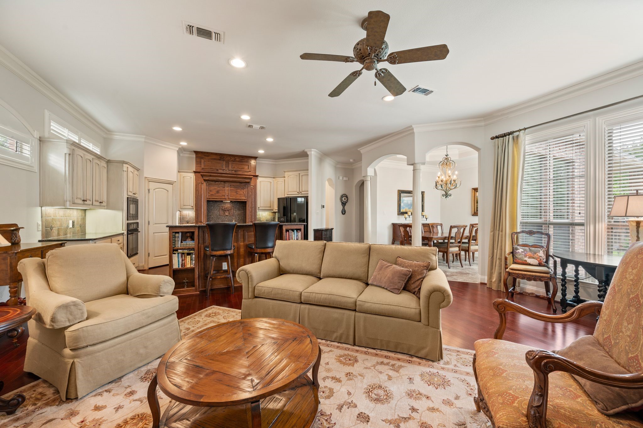 1028 Gabriel Lane