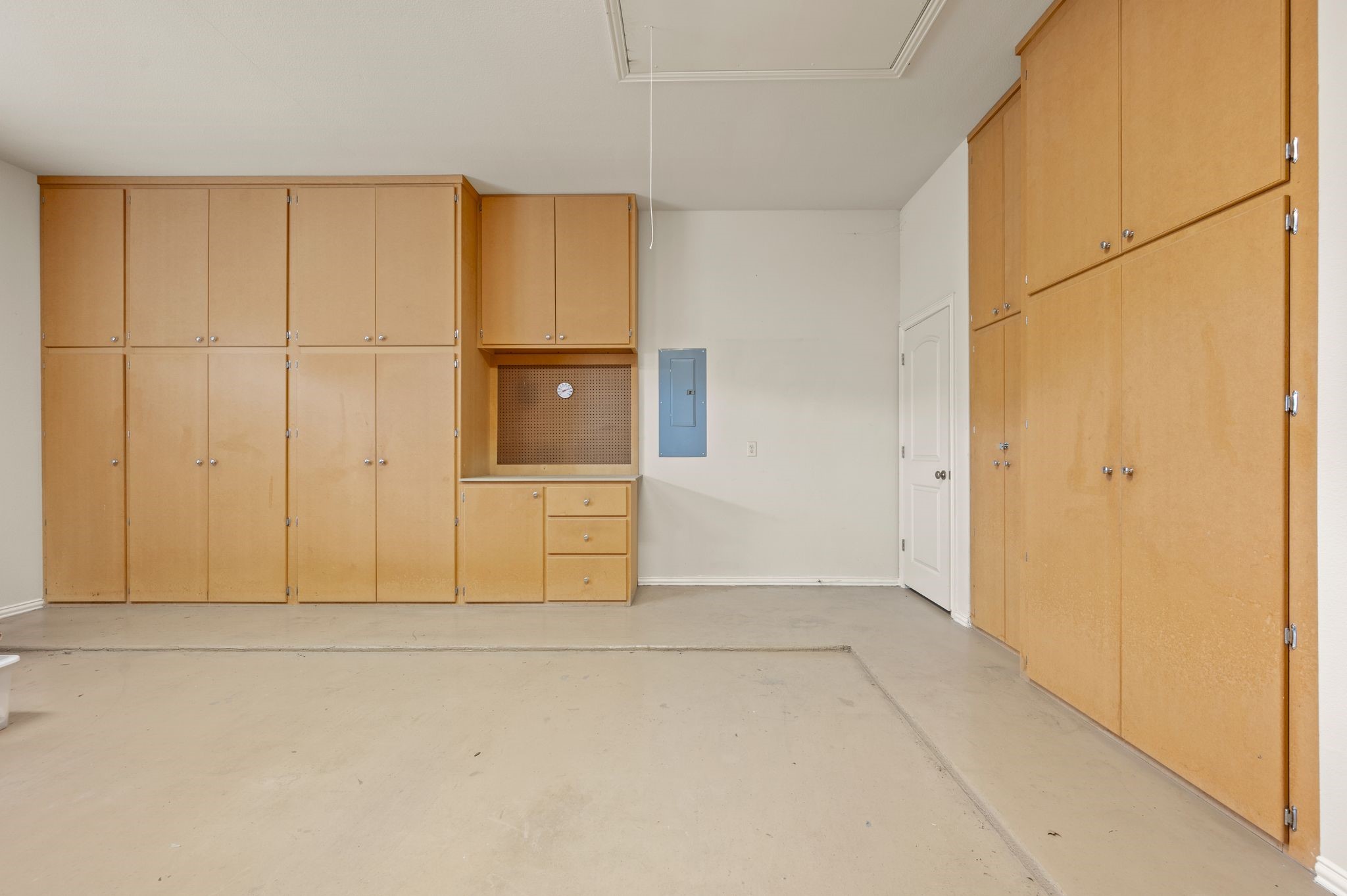 1028 Gabriel Lane