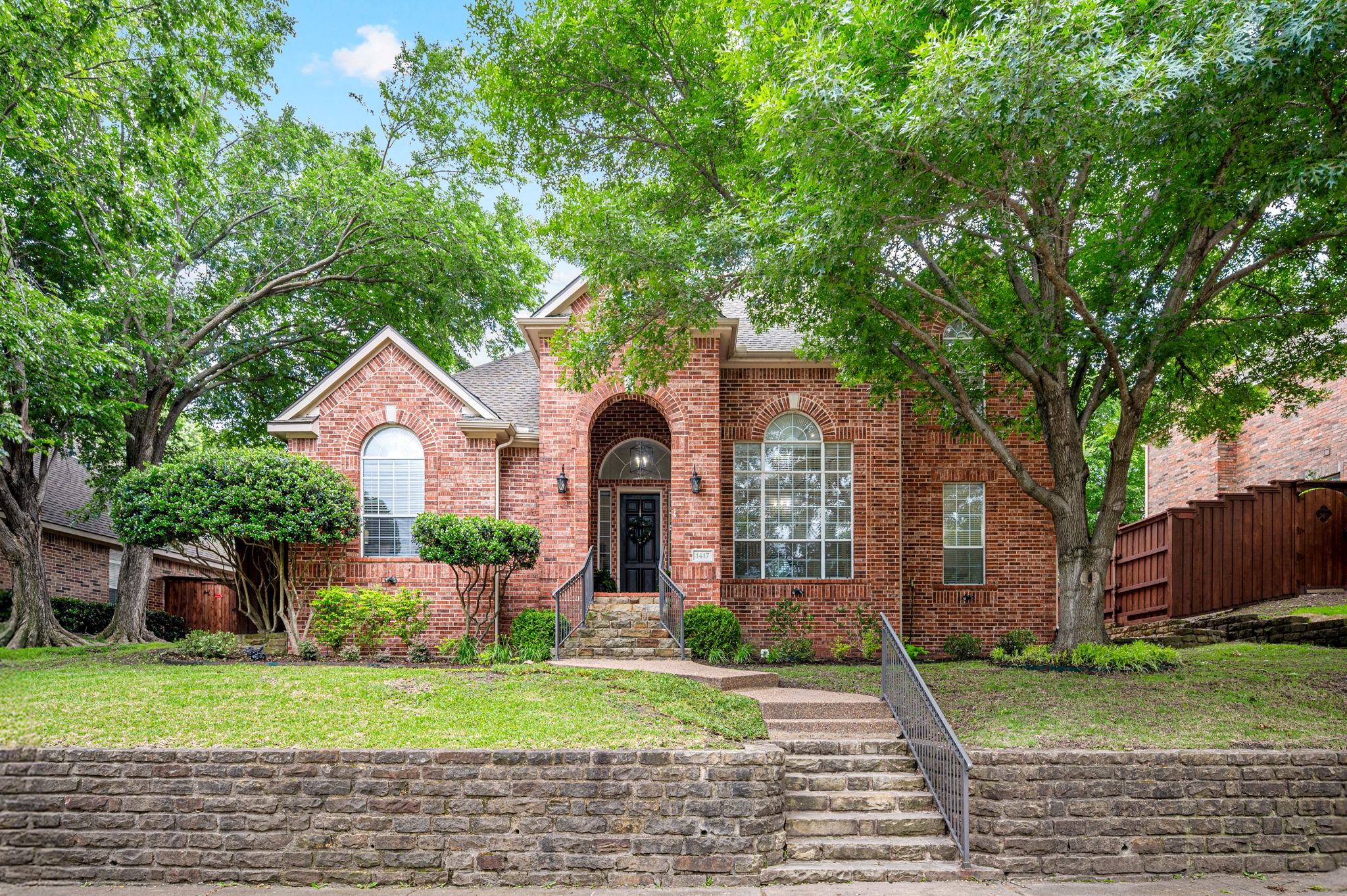 1417 Greenbriar Drive