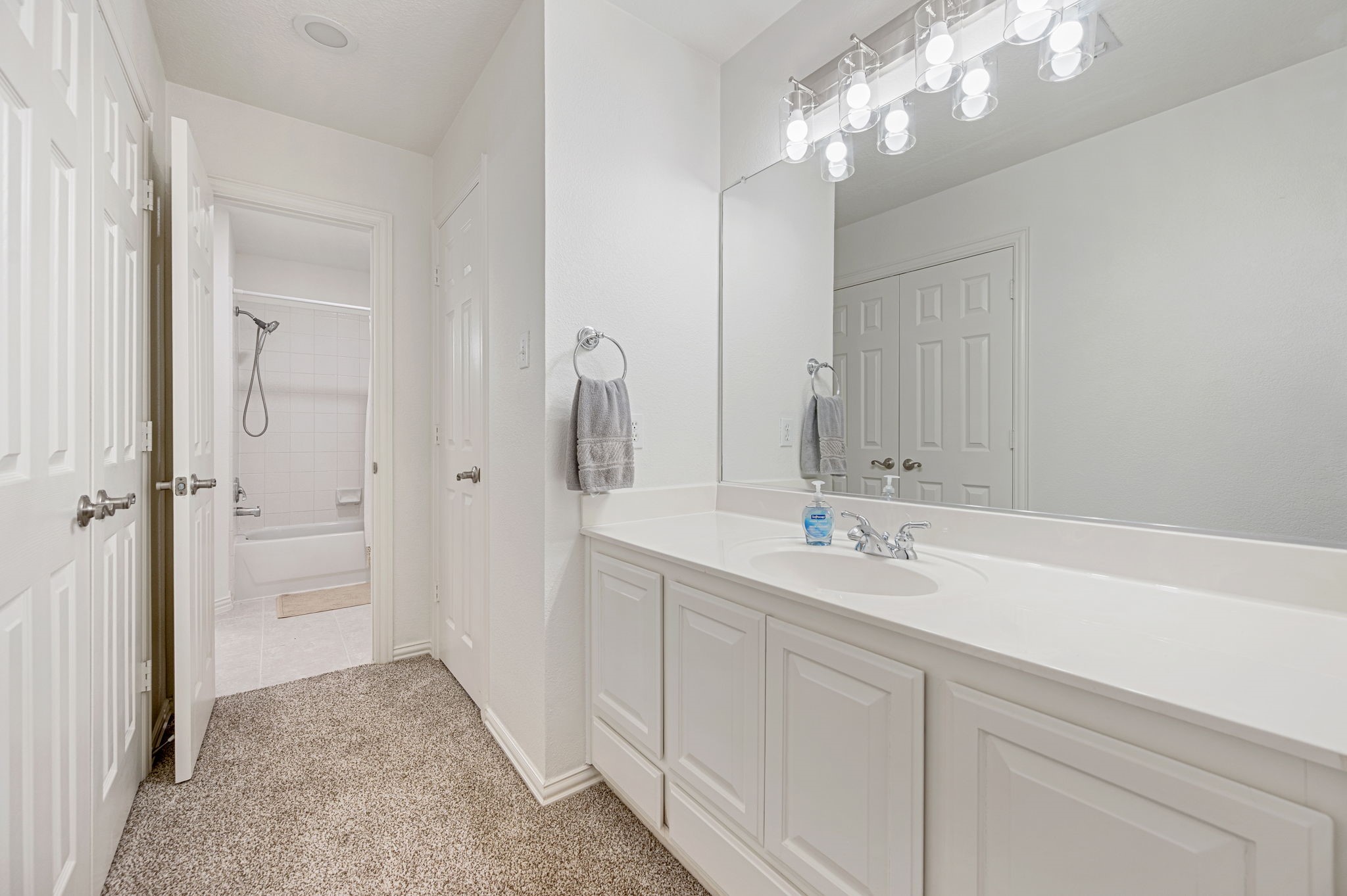 1417 Greenbriar Drive
