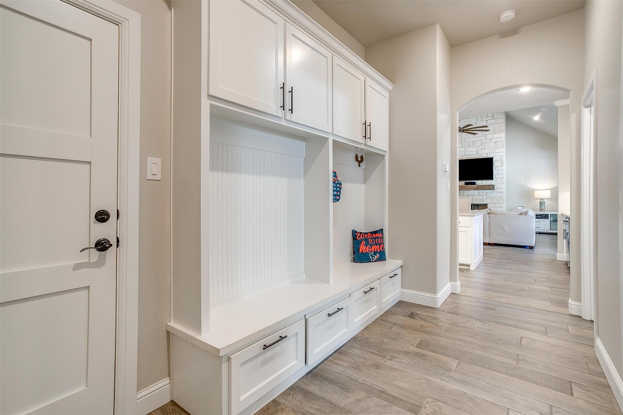 1008 Trinity Oaks Road