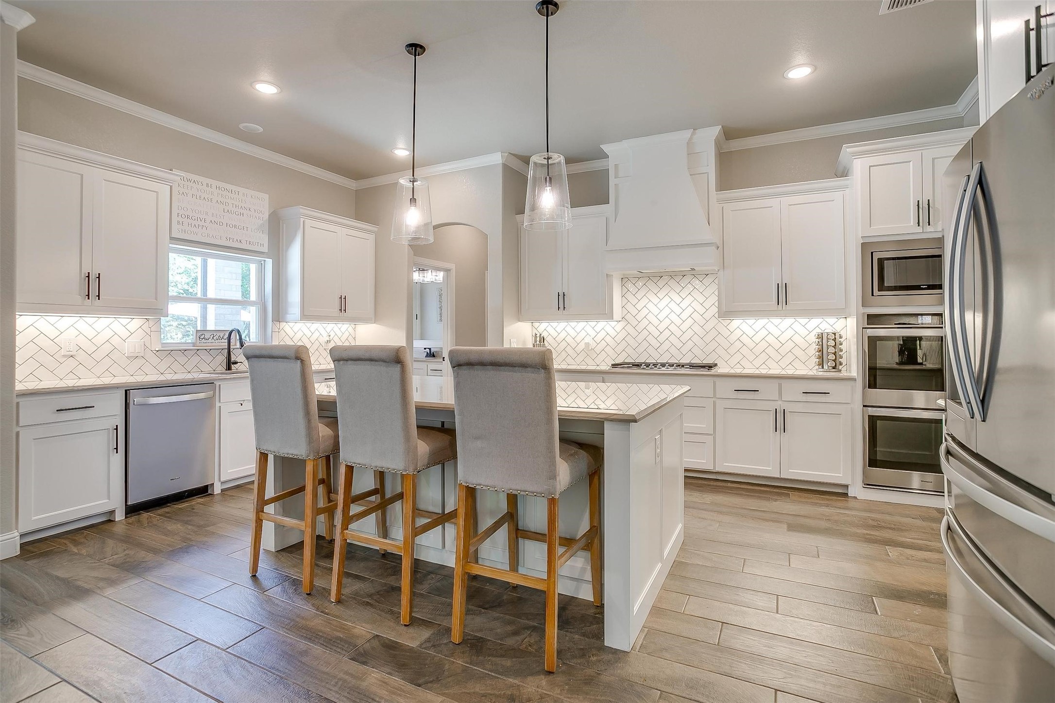 1008 Trinity Oaks Road