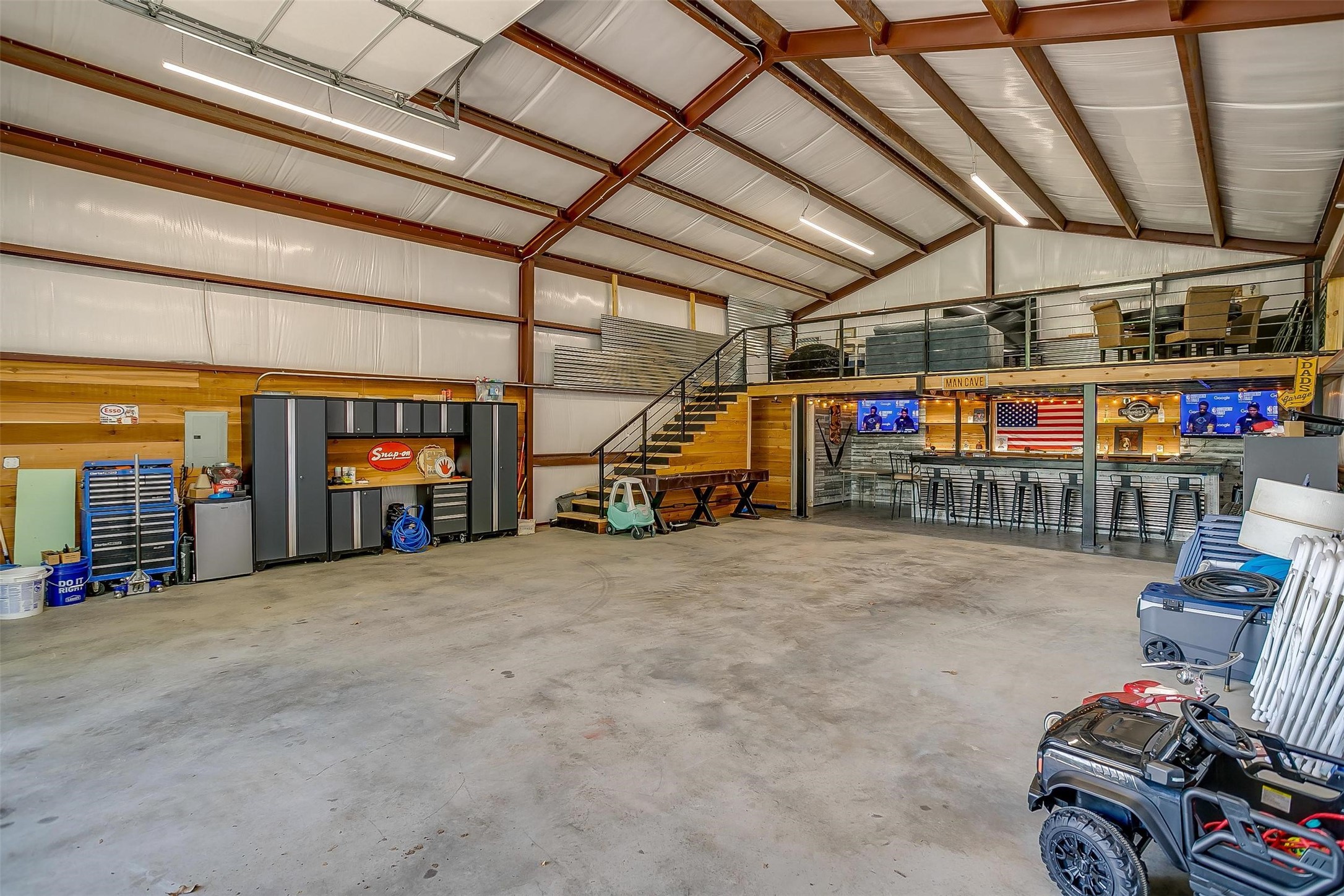 1008 Trinity Oaks Road