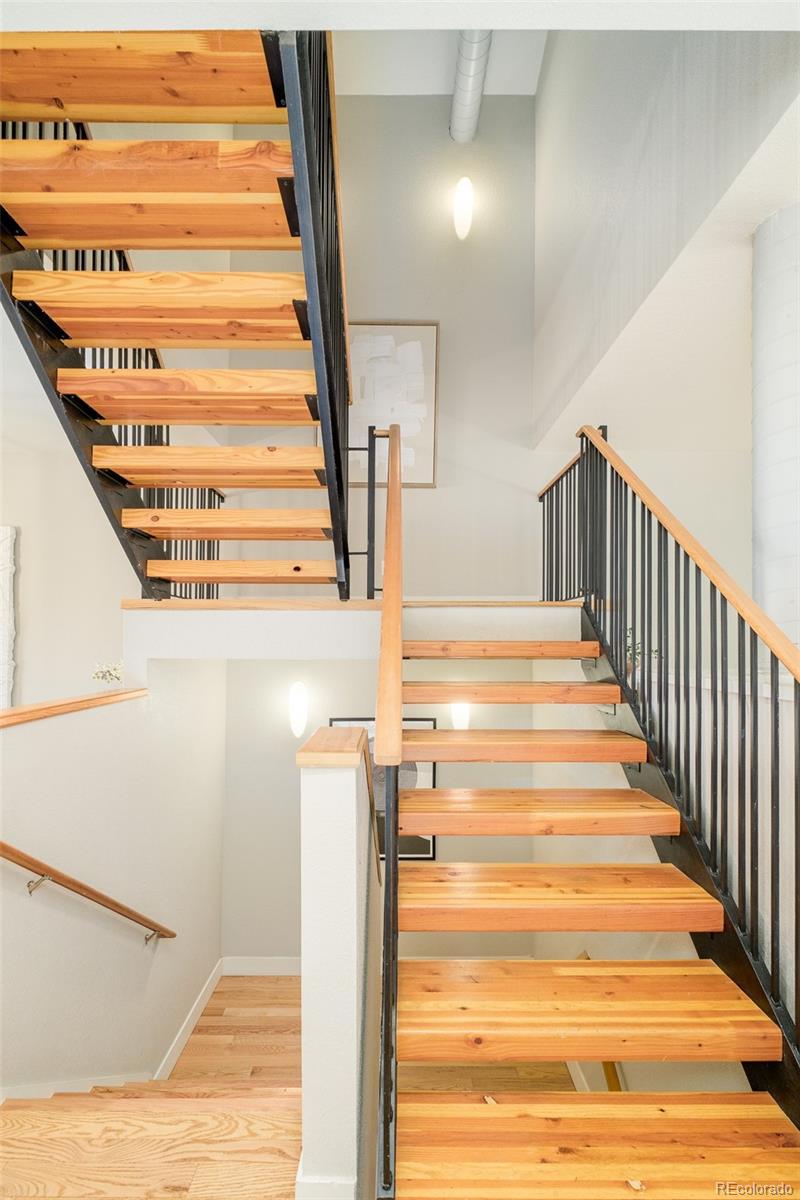 354 W Archer Place