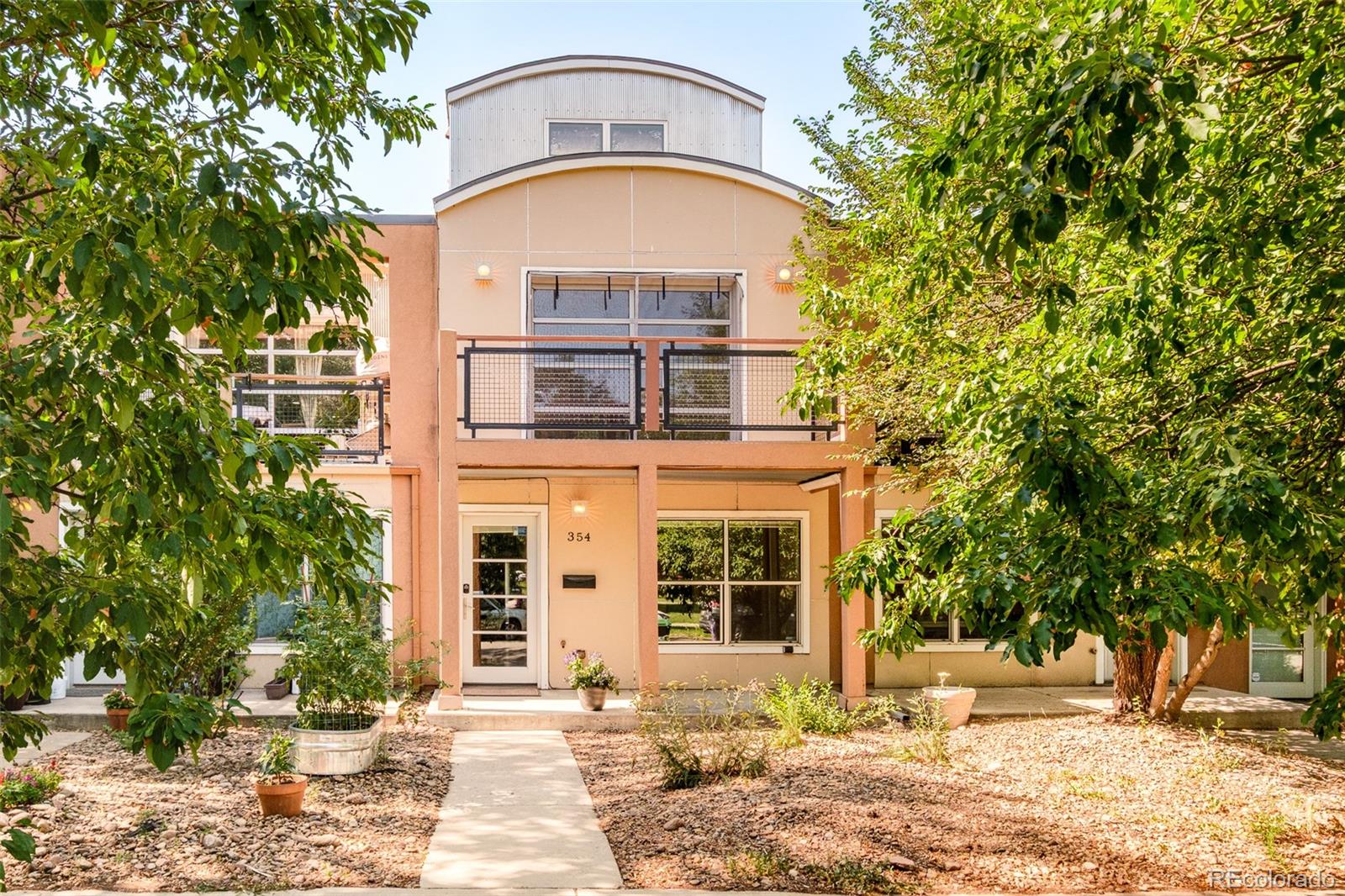 354 W Archer Place