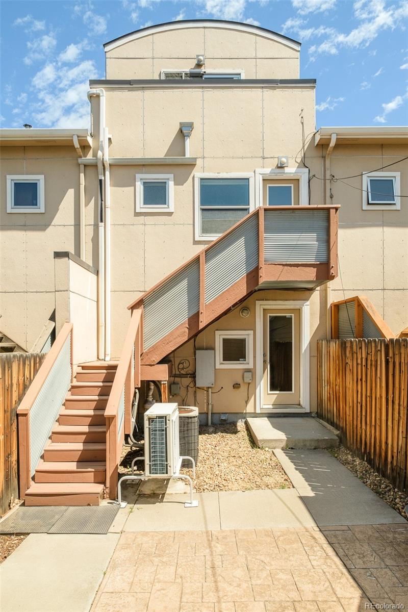 354 W Archer Place