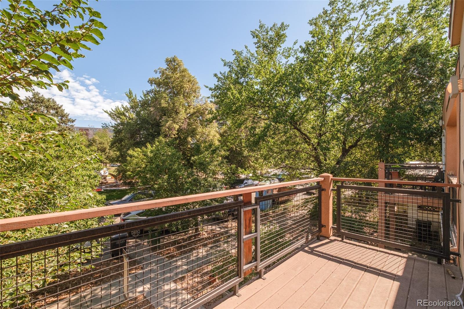 354 W Archer Place